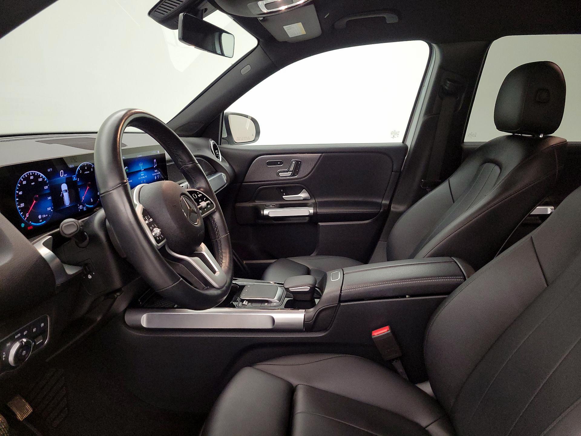 Thumbnail: 2021 Mercedes-Benz GLB - 11