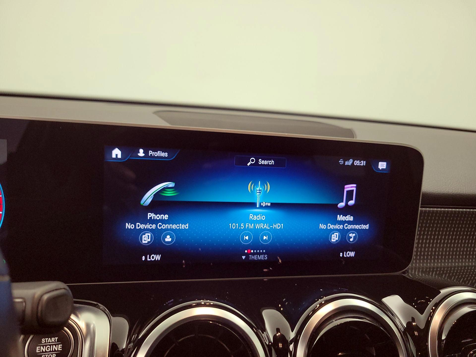 Thumbnail: 2021 Mercedes-Benz GLB - 15