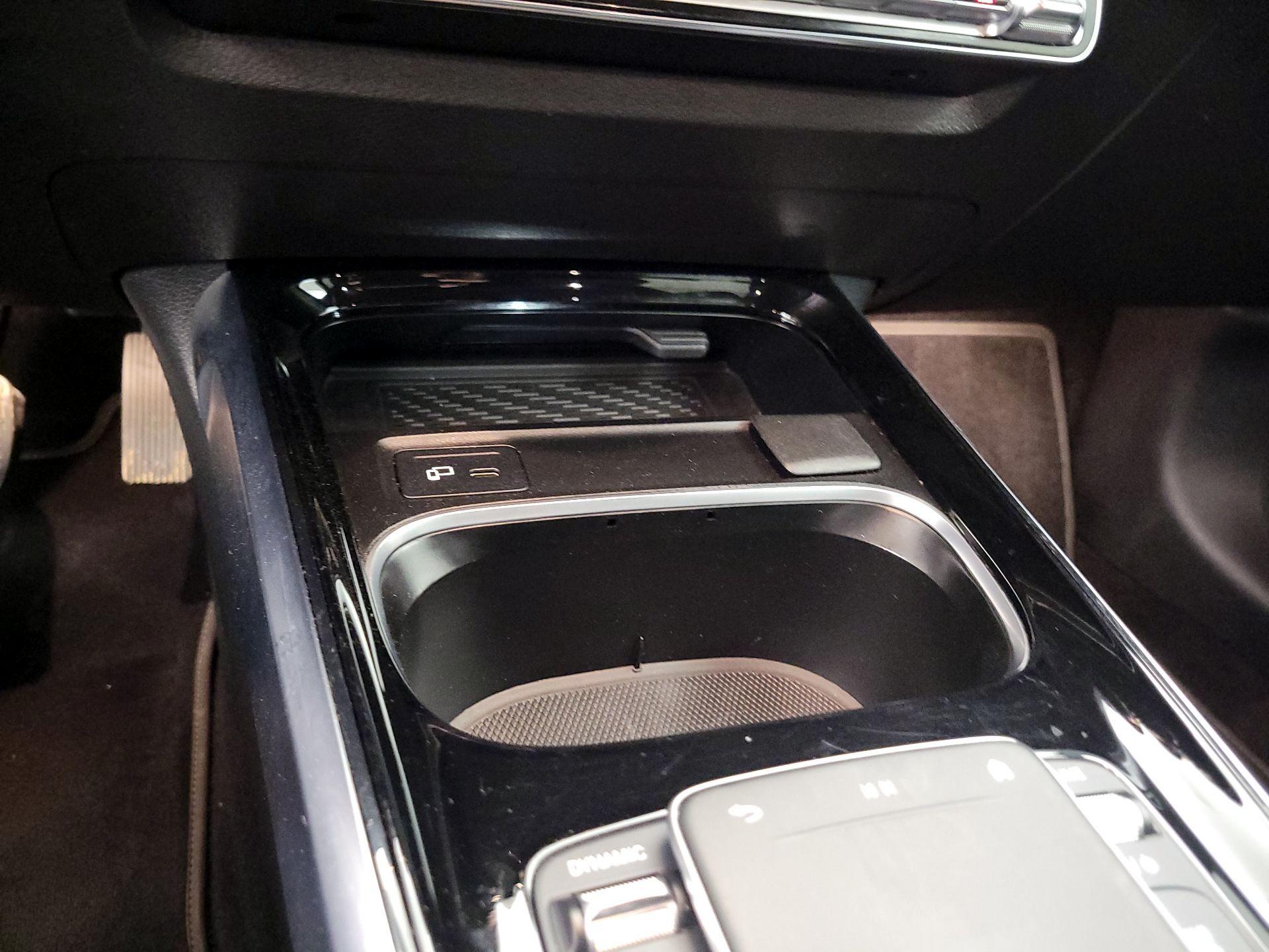 Thumbnail: 2021 Mercedes-Benz GLB - 18