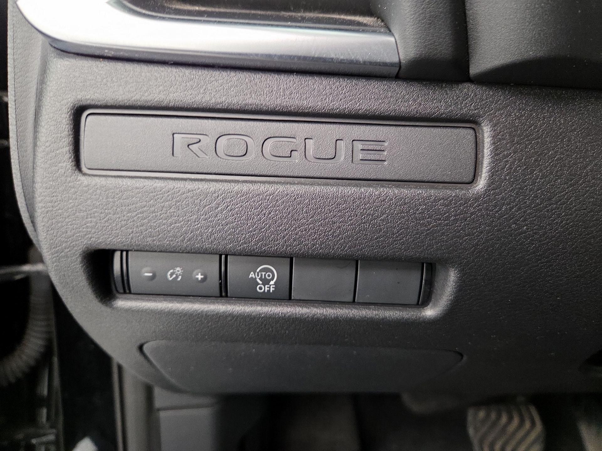 Thumbnail: 2023 Nissan Rogue - 13