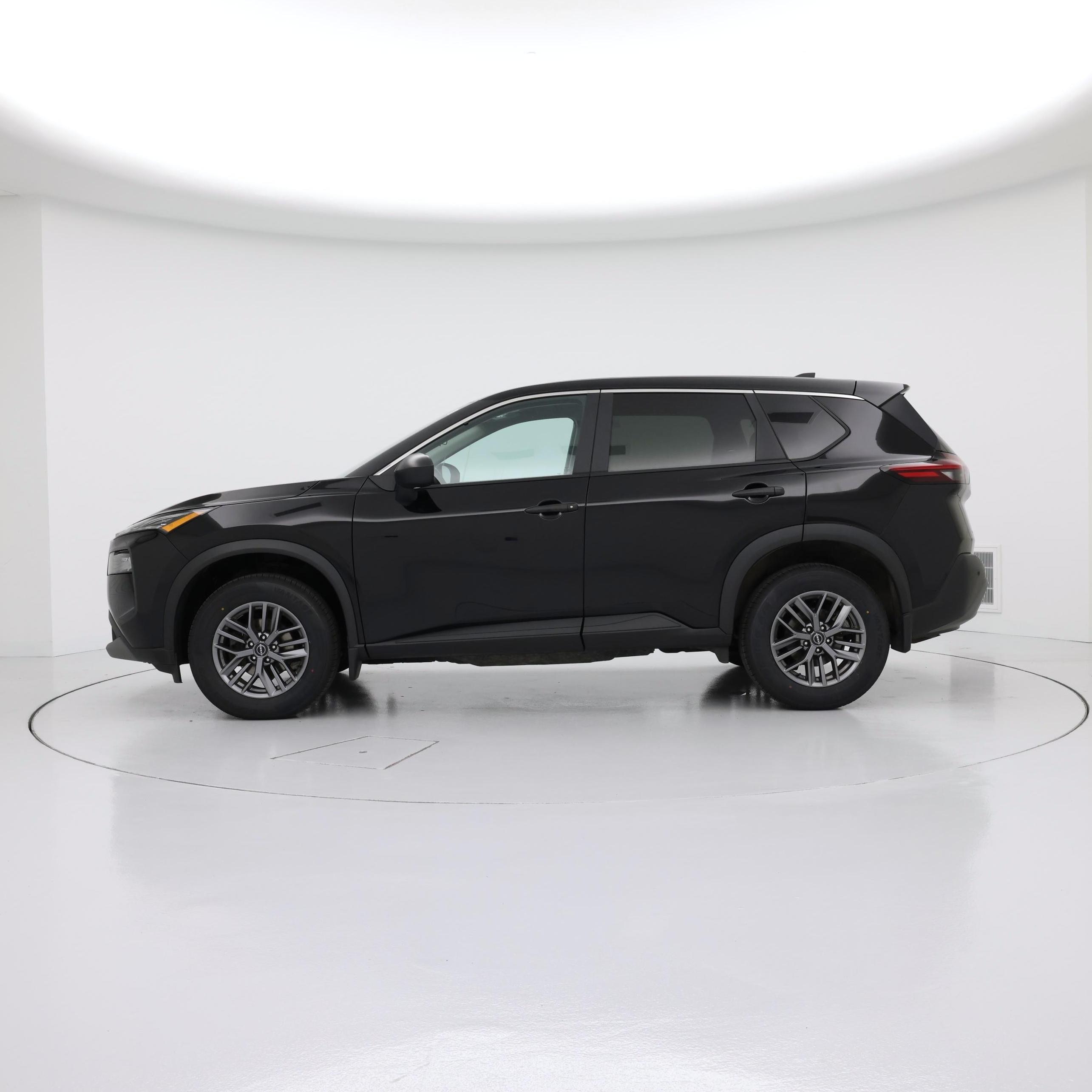 Thumbnail: 2023 Nissan Rogue - 3