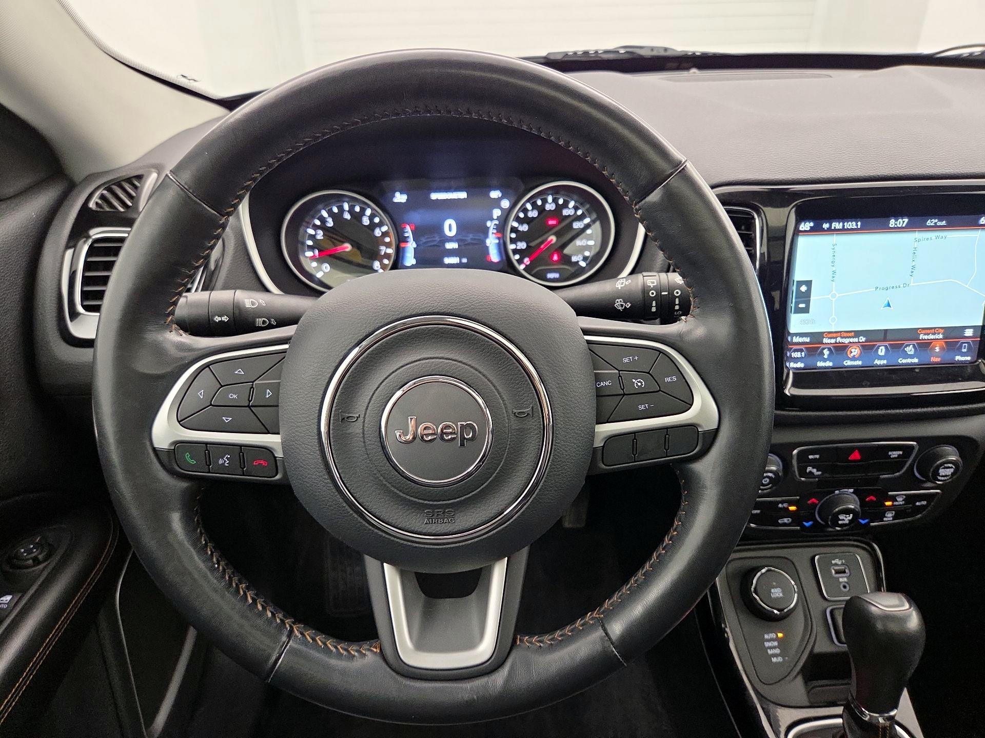 Thumbnail: 2020 Jeep Compass - 10