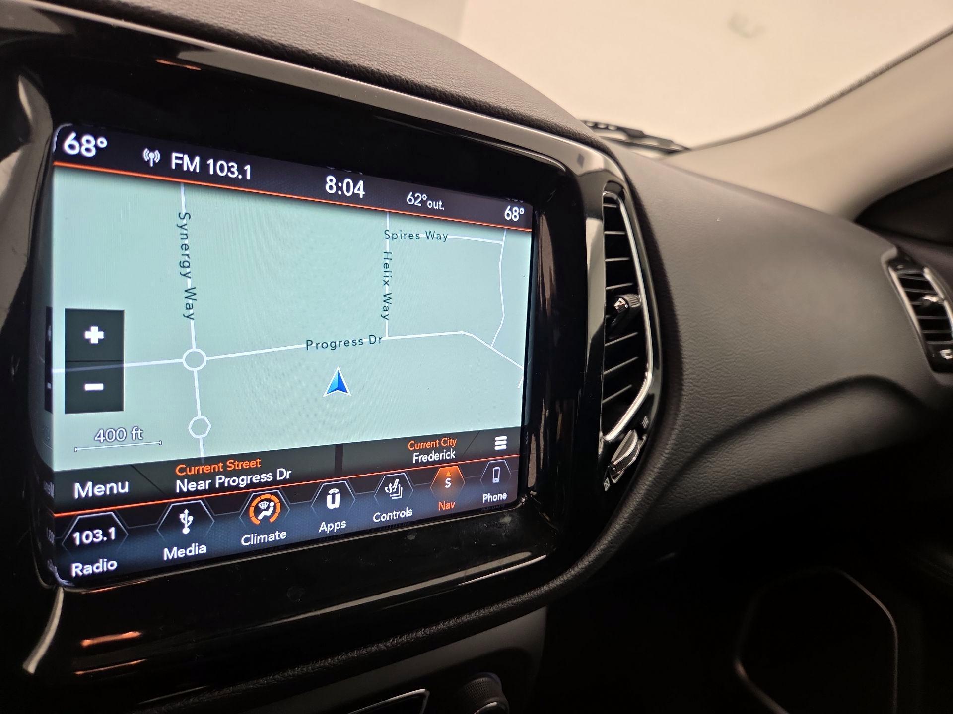 Thumbnail: 2020 Jeep Compass - 14