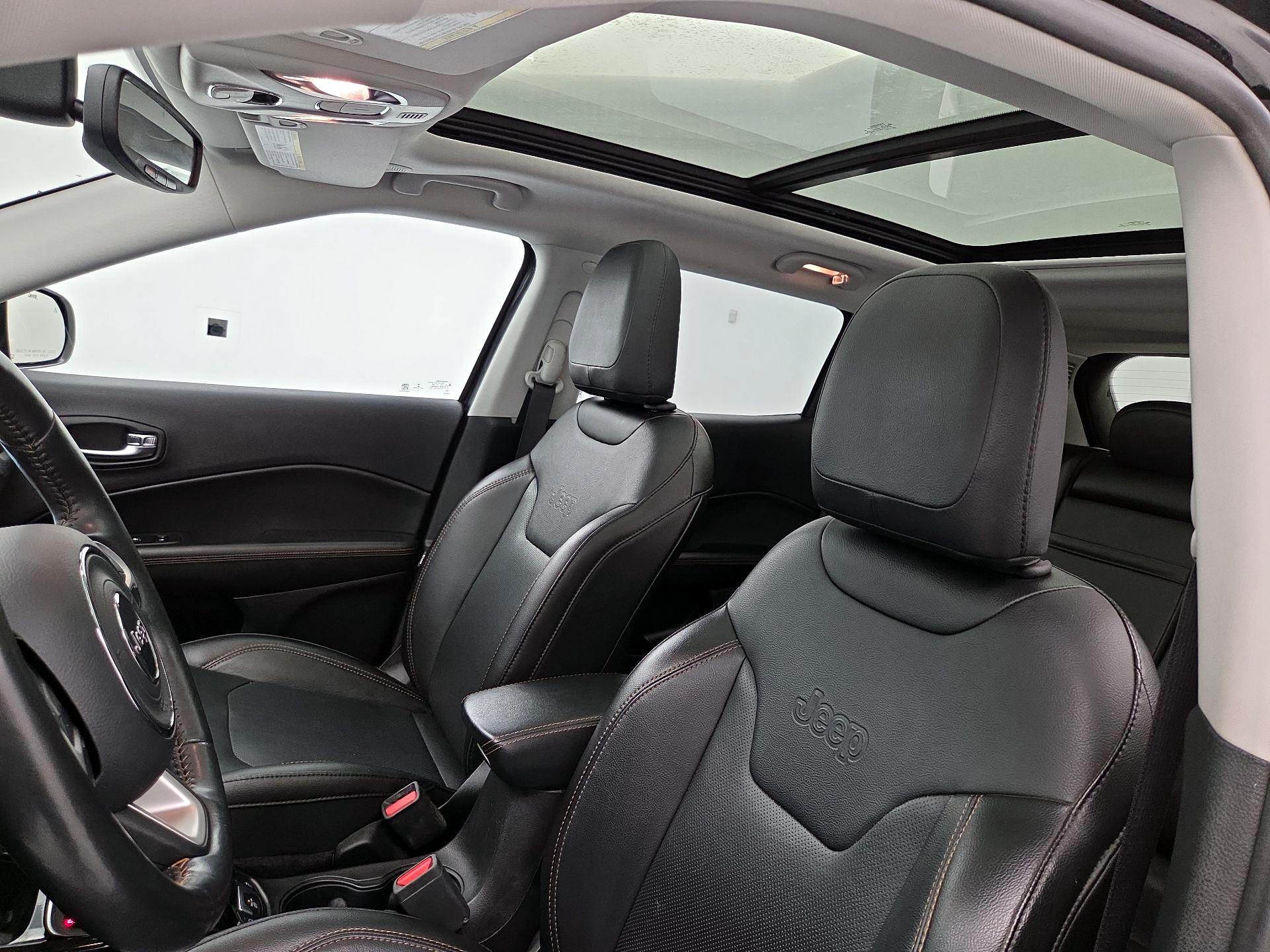 Thumbnail: 2020 Jeep Compass - 20