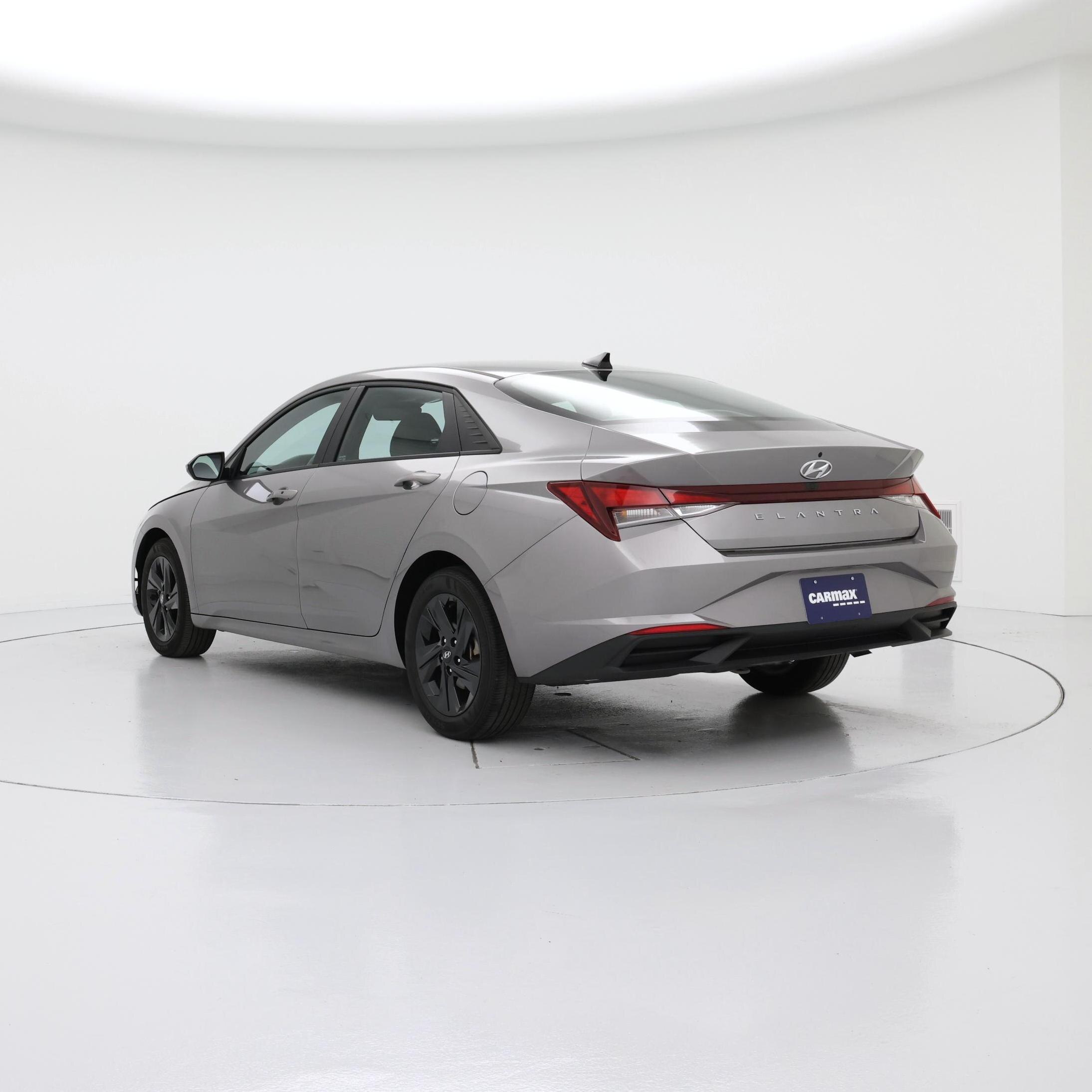 Thumbnail: 2023 Hyundai Elantra - 2