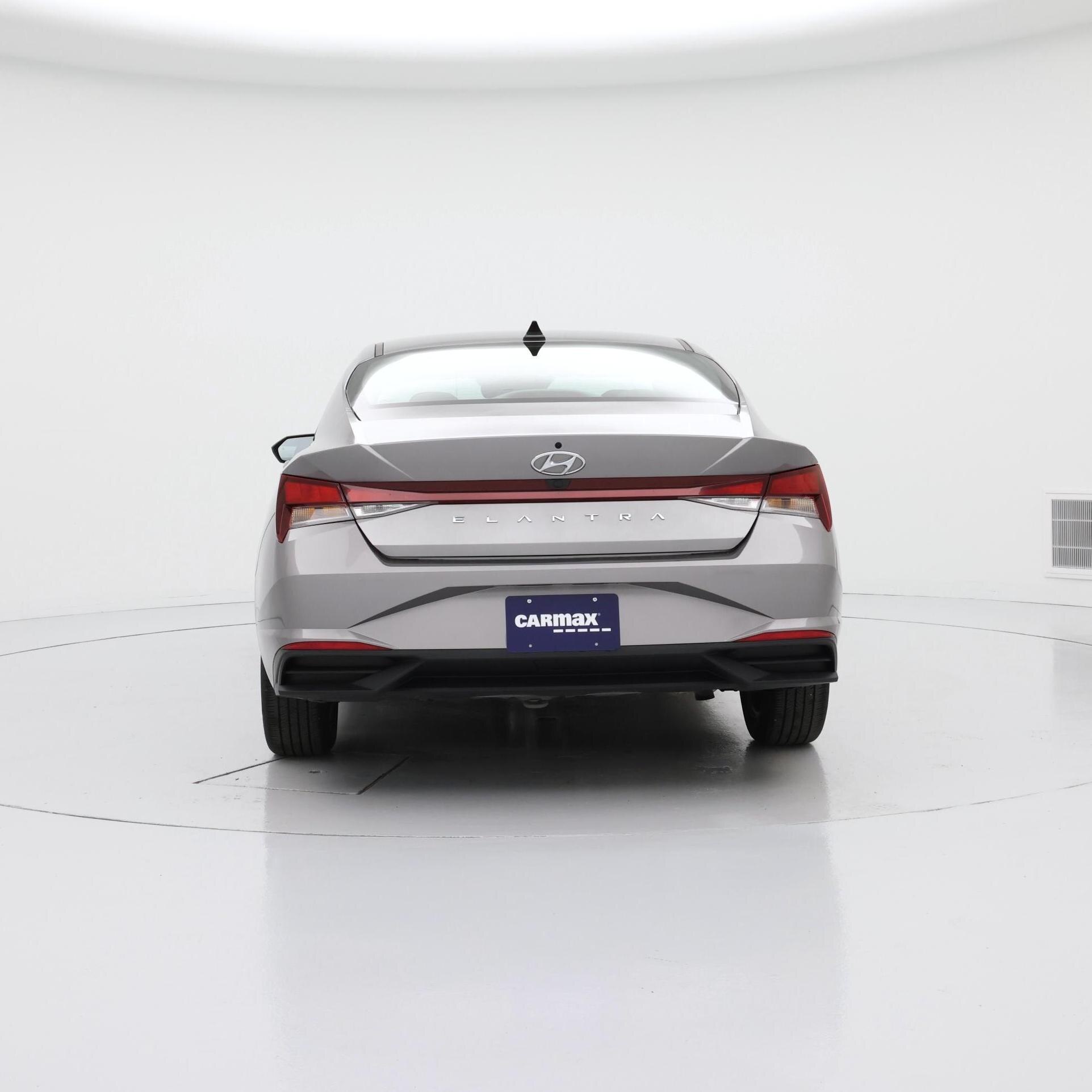 Thumbnail: 2023 Hyundai Elantra - 6