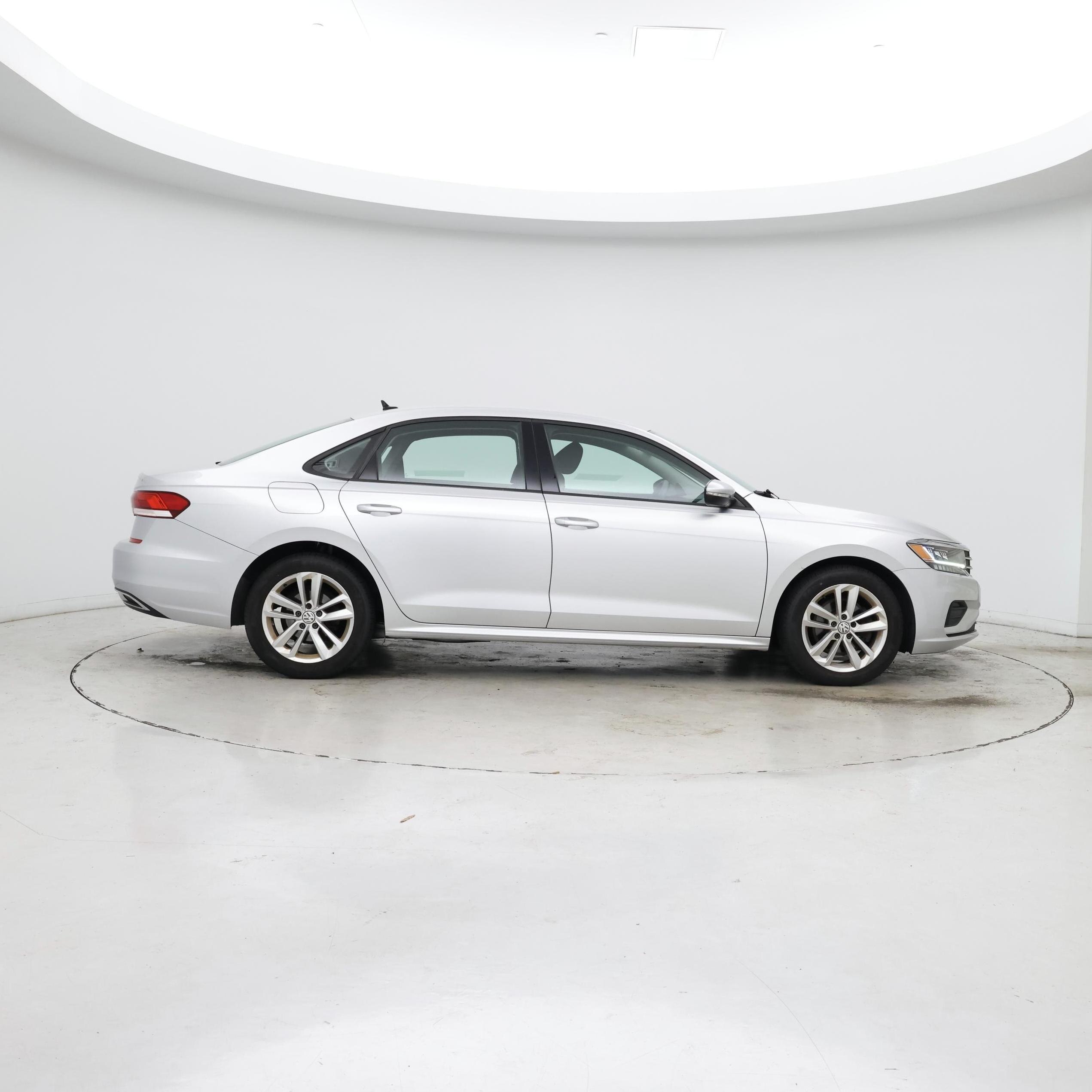 Thumbnail: 2020 Volkswagen Passat - 7