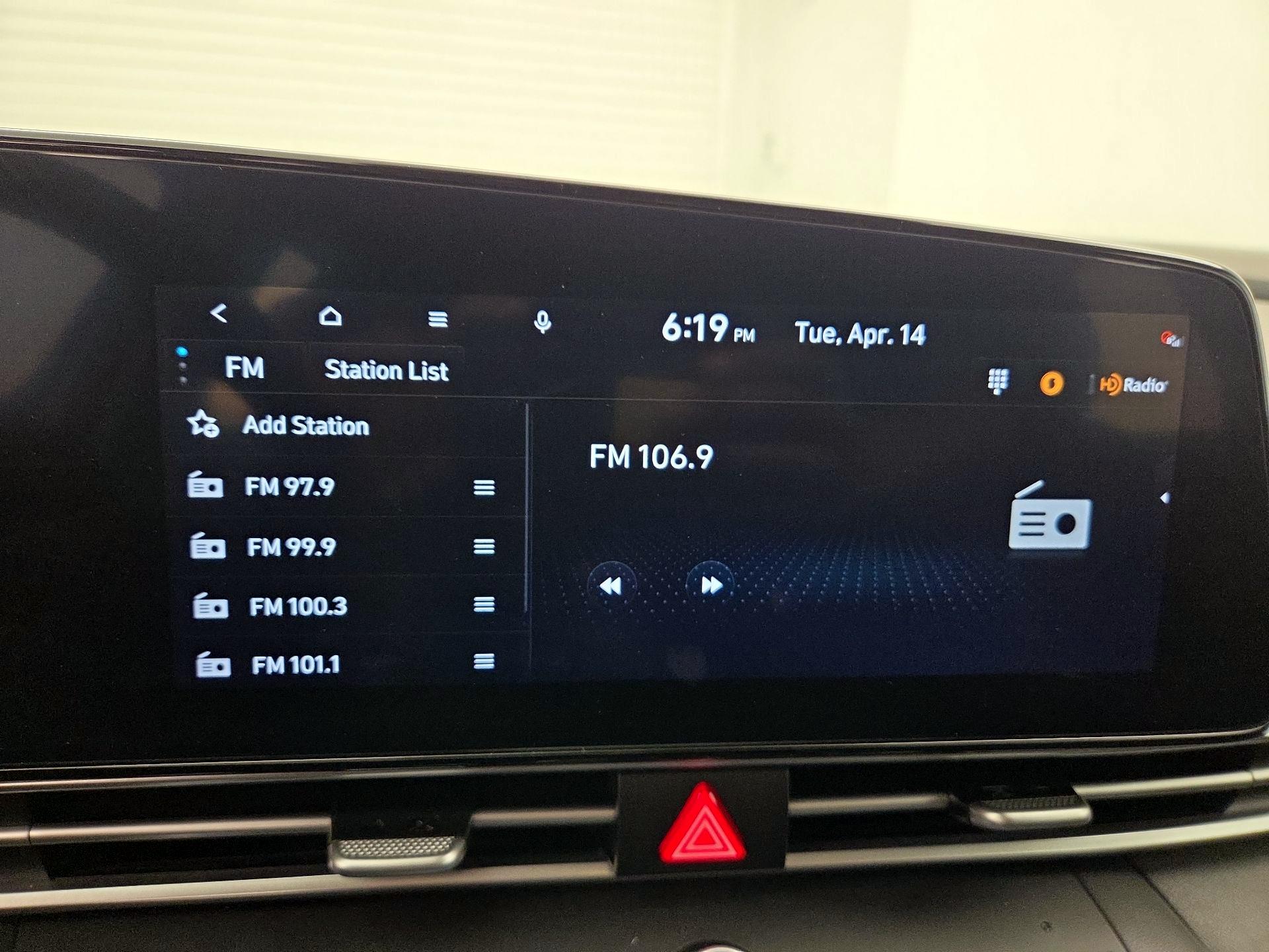 Thumbnail: 2023 Hyundai Elantra - 16