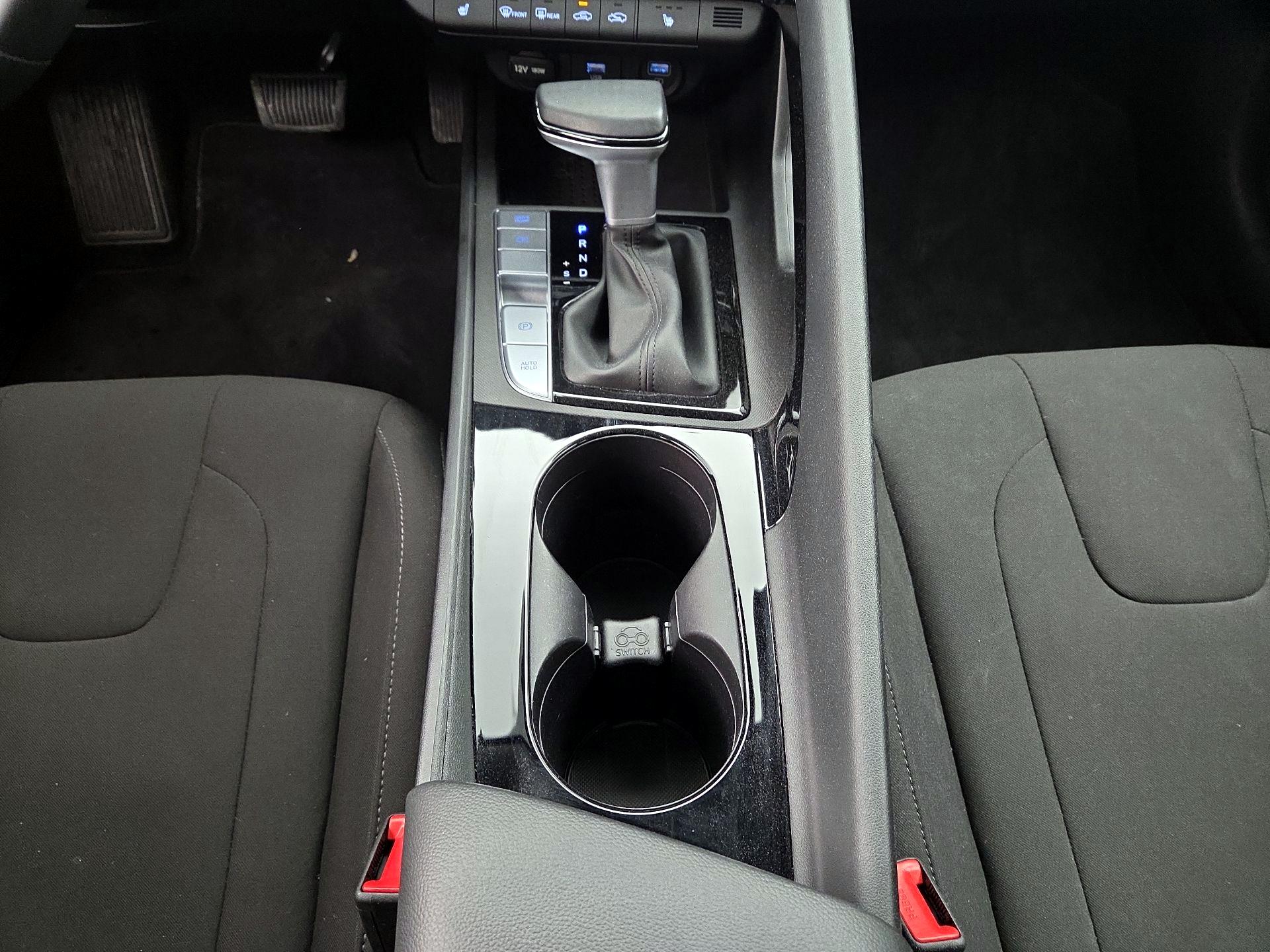 Thumbnail: 2023 Hyundai Elantra - 18