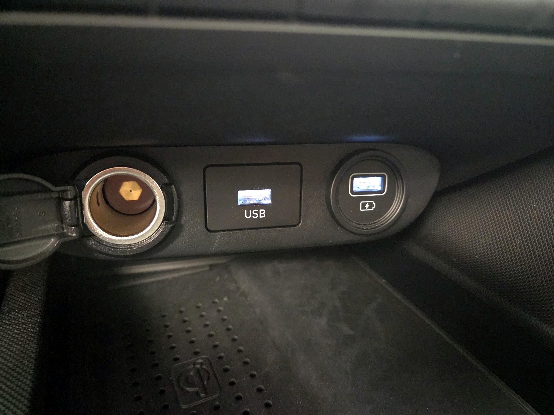 Thumbnail: 2023 Hyundai Elantra - 19