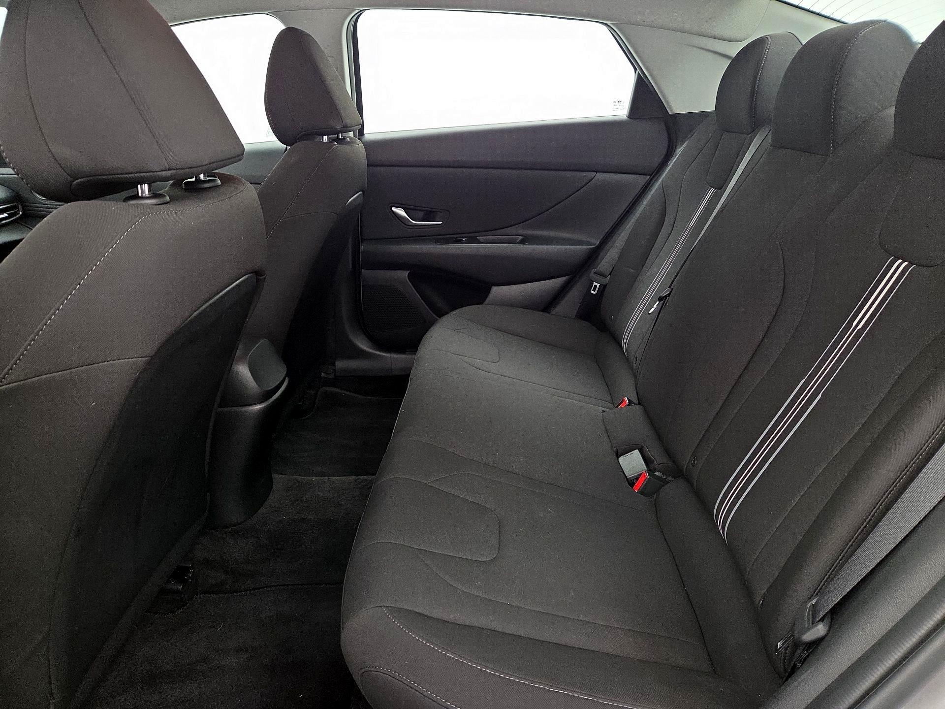 Thumbnail: 2023 Hyundai Elantra - 20