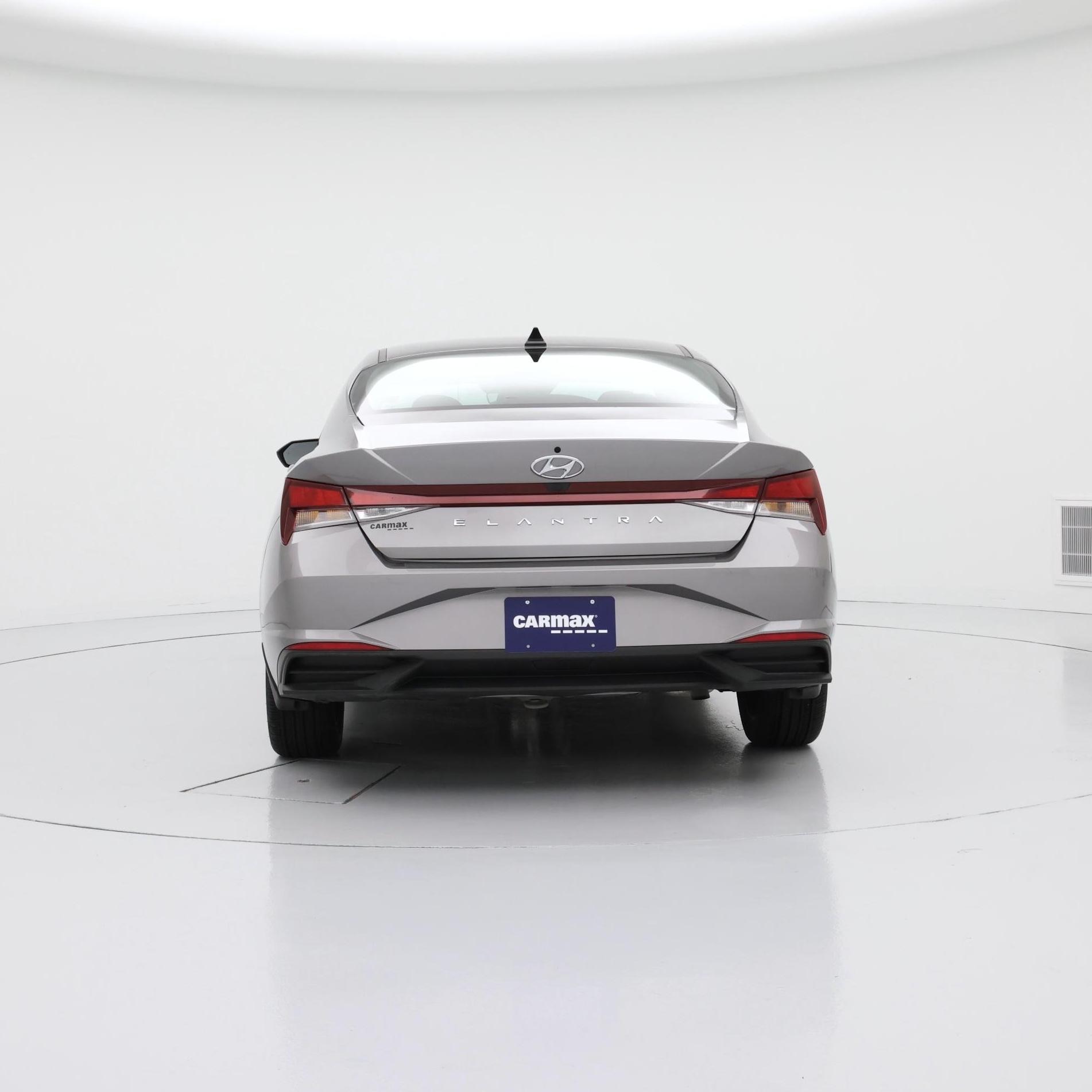 Thumbnail: 2023 Hyundai Elantra - 6