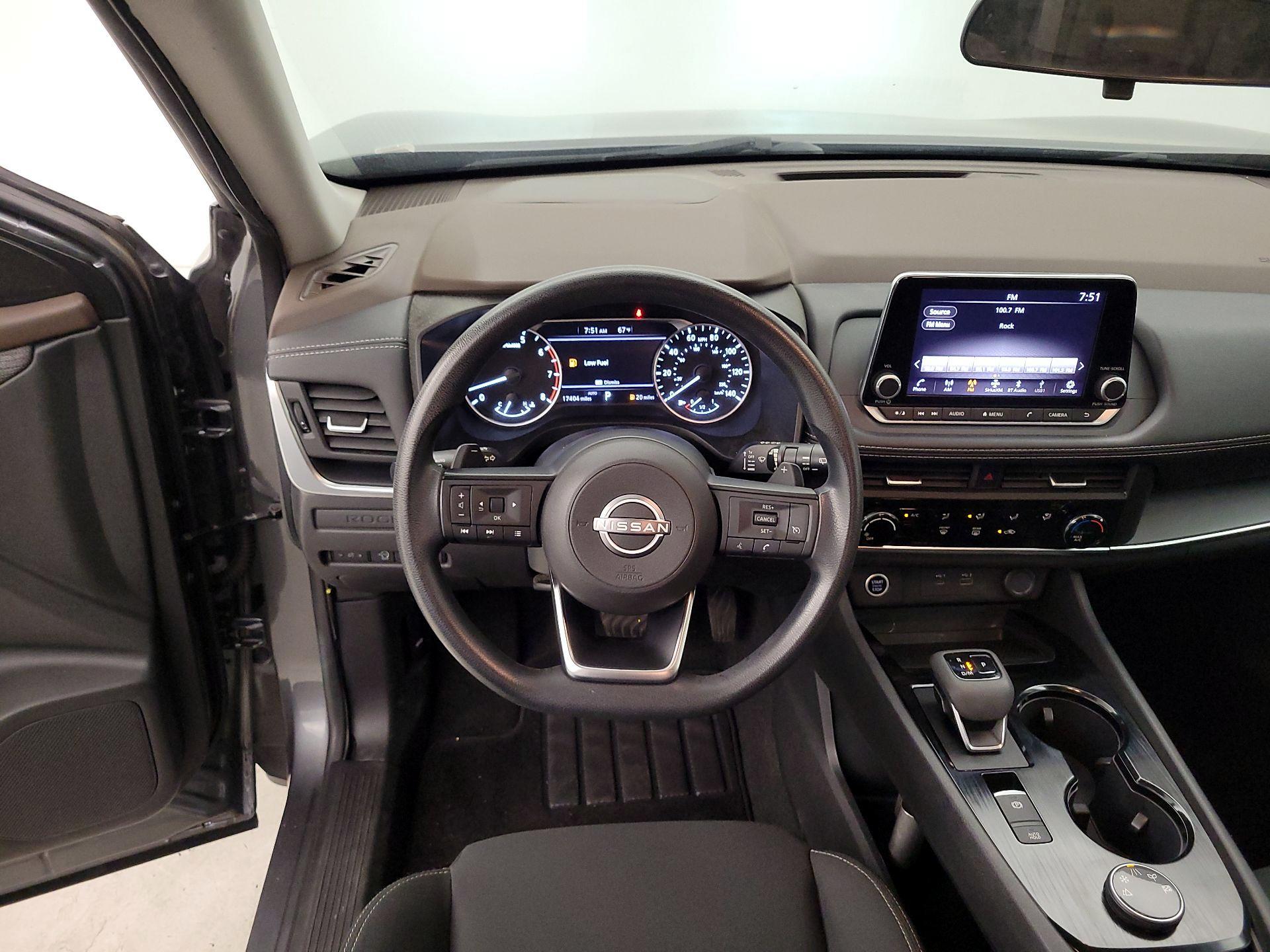 Thumbnail: 2023 Nissan Rogue - 10