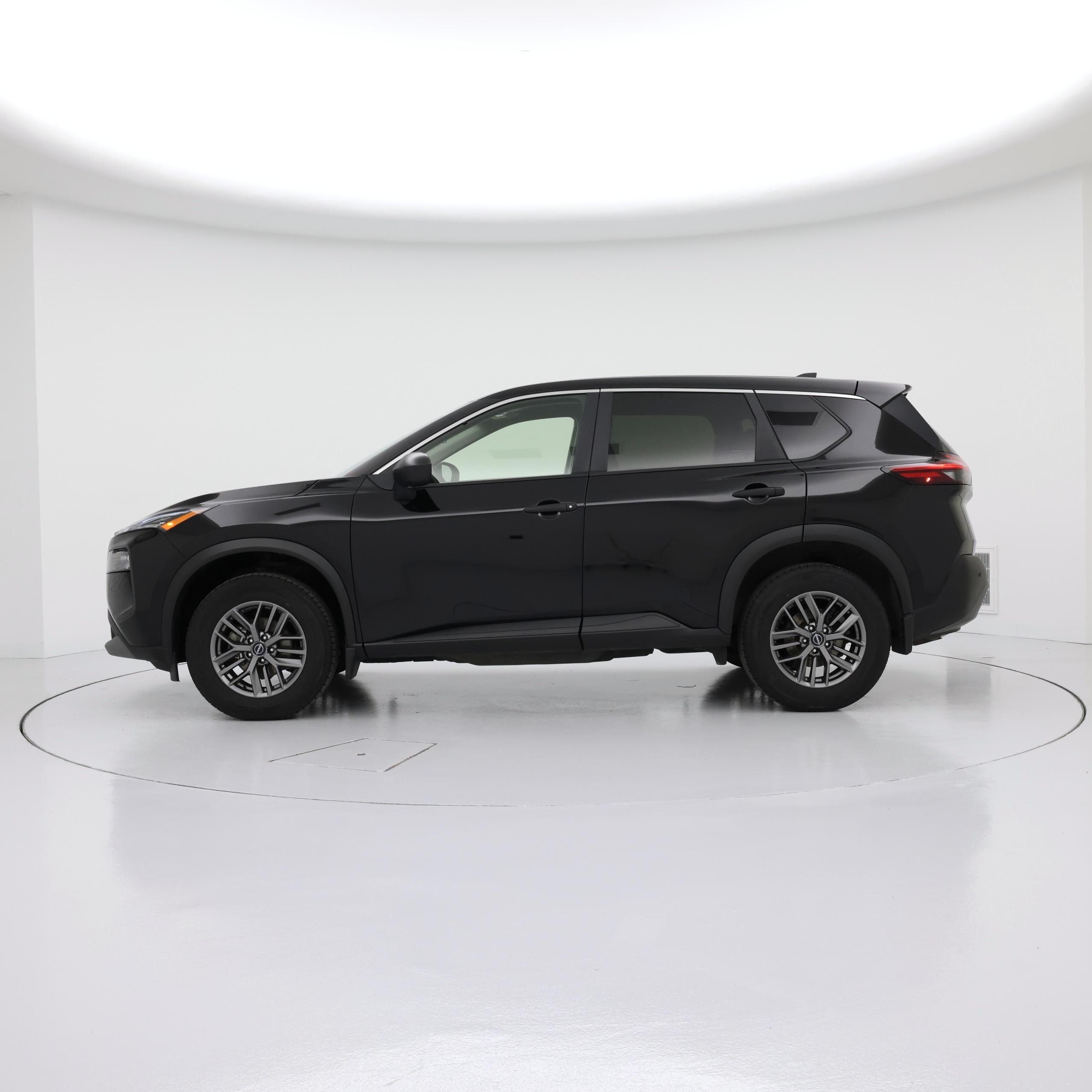 Thumbnail: 2023 Nissan Rogue - 3