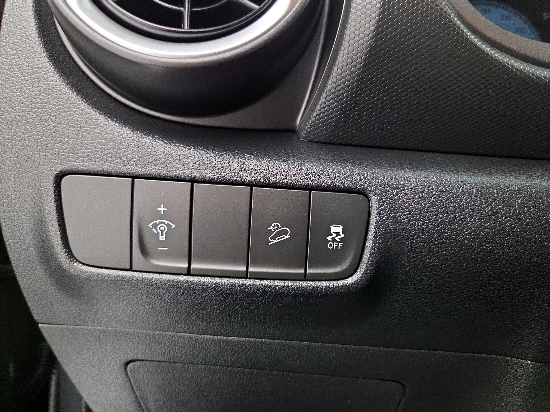 Thumbnail: 2023 Hyundai Kona - 13