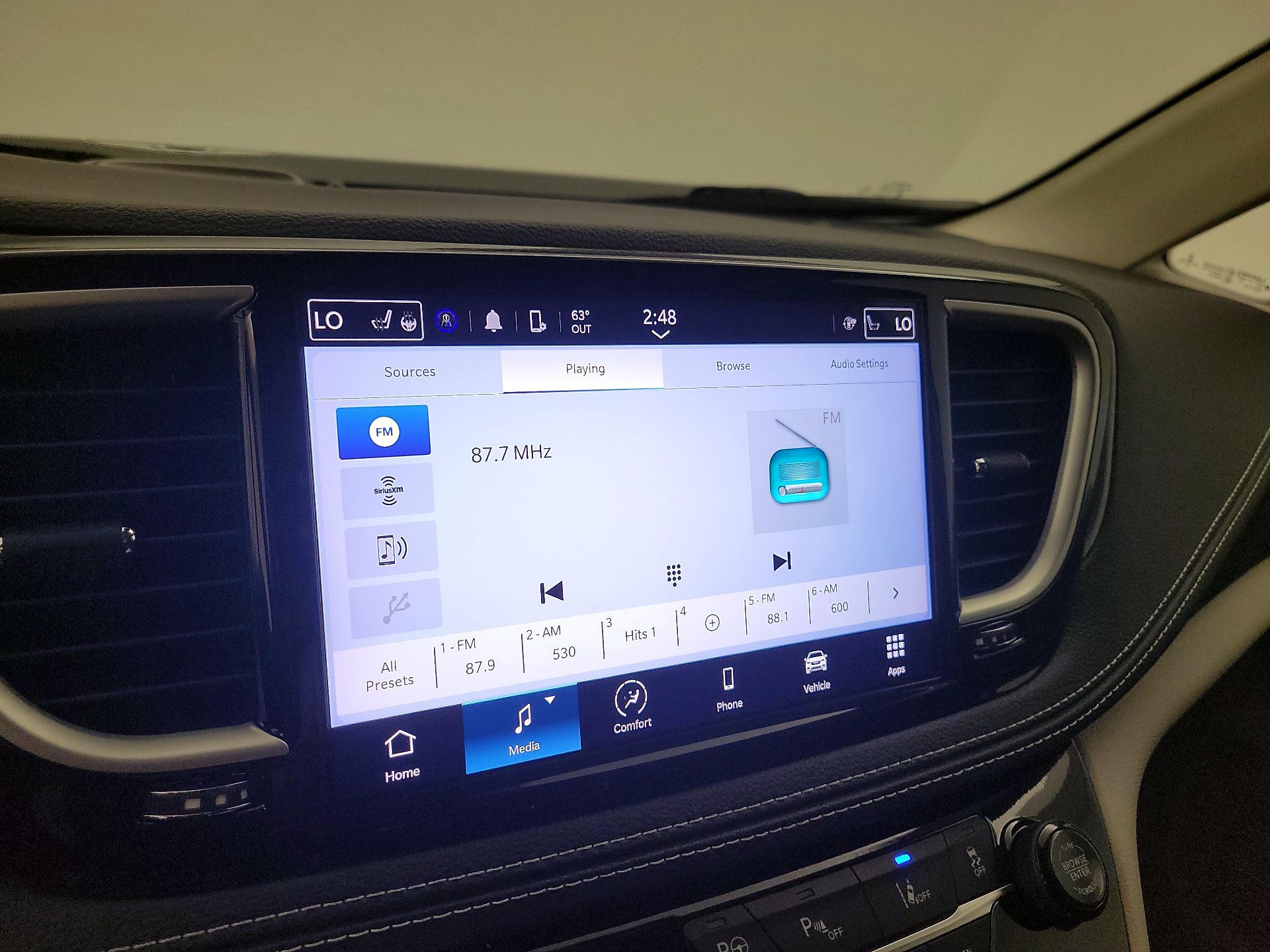 Thumbnail: 2023 Chrysler Pacifica - 14