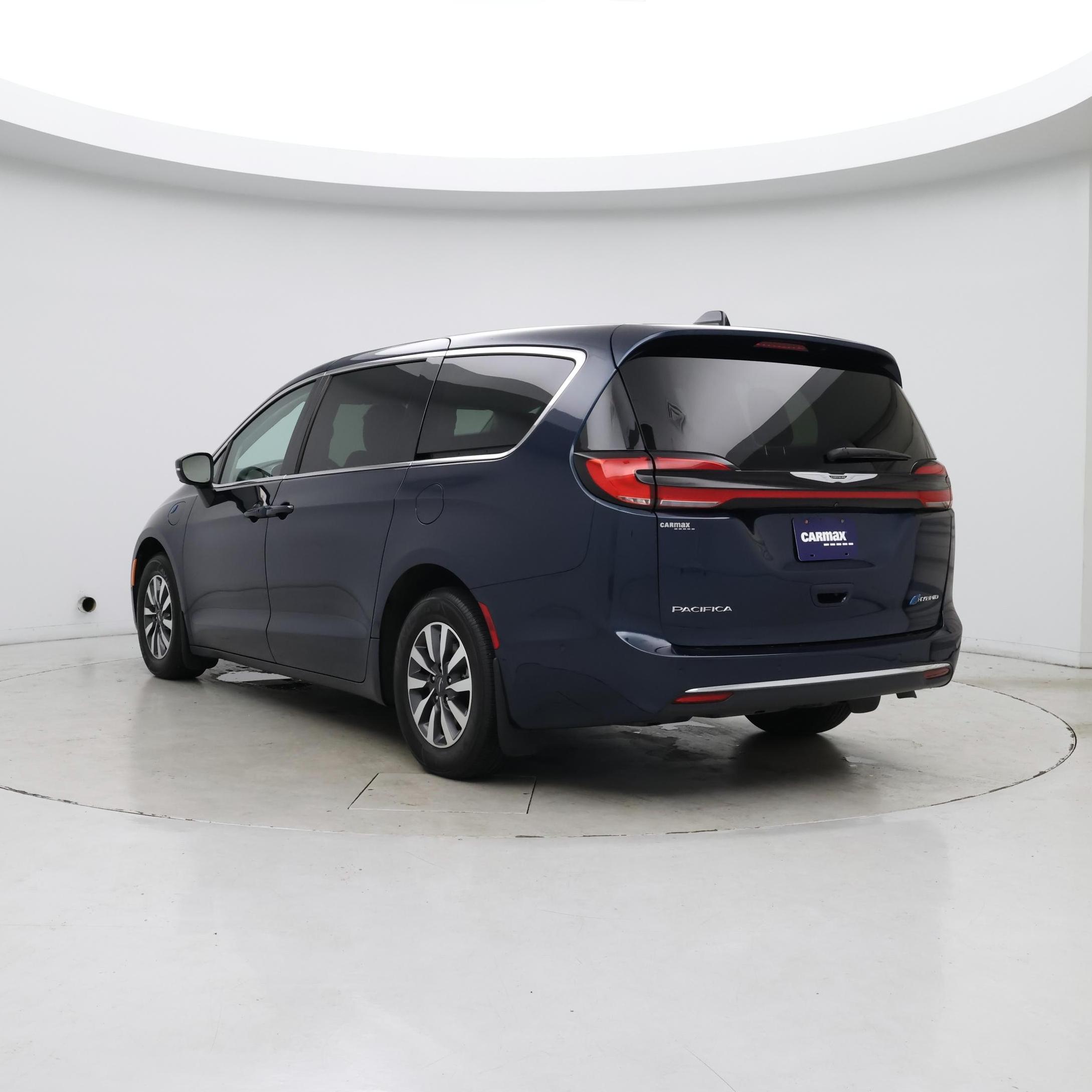 Thumbnail: 2023 Chrysler Pacifica - 2