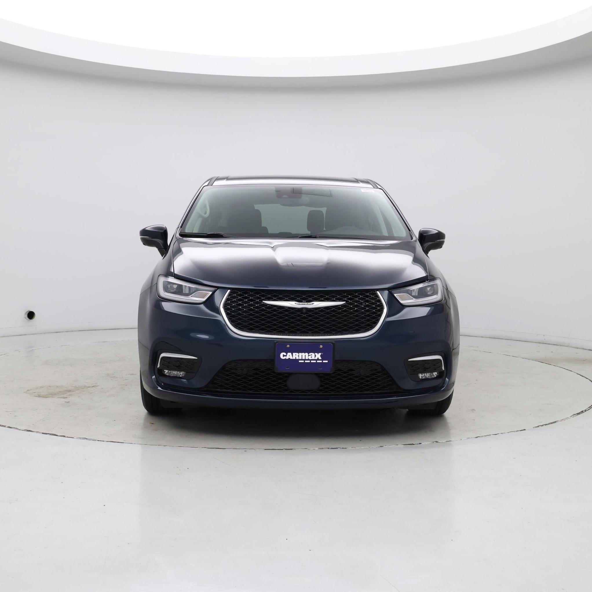 Thumbnail: 2023 Chrysler Pacifica - 5