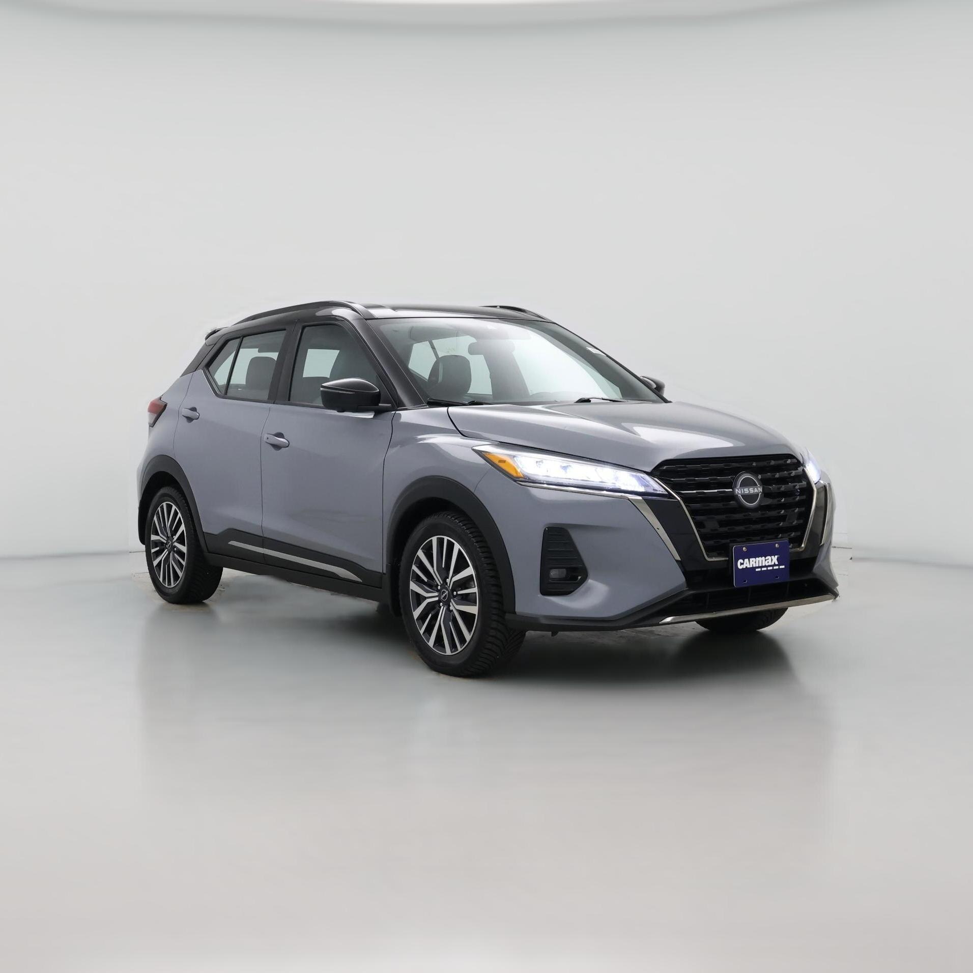 Thumbnail: 2023 Nissan Kicks - 1