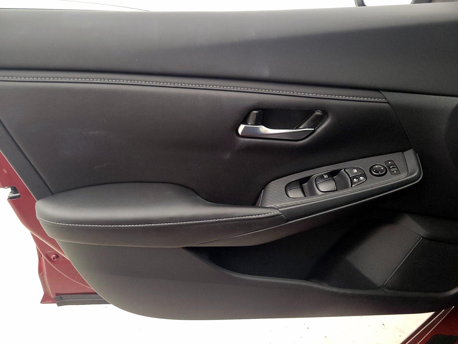 Thumbnail: 2023 Nissan Sentra - 12