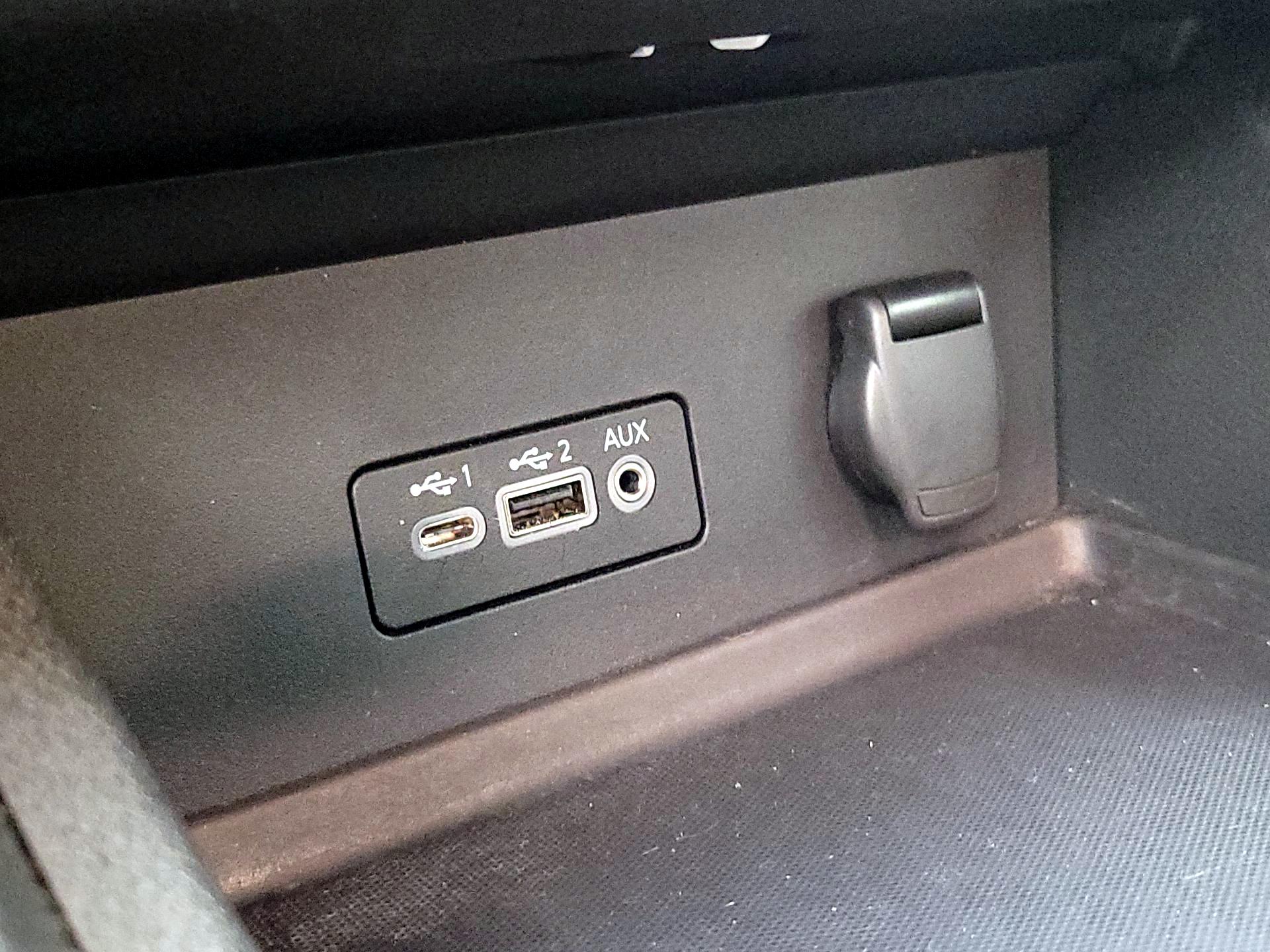 Thumbnail: 2023 Nissan Sentra - 18