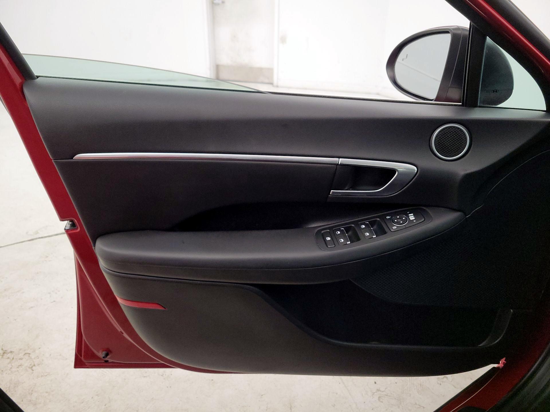 Thumbnail: 2023 Hyundai Sonata - 12