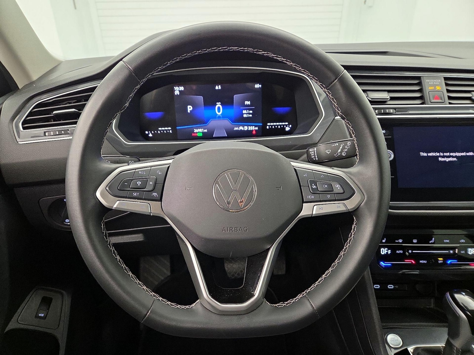 2024 Volkswagen Tiguan SE - Photo 11
