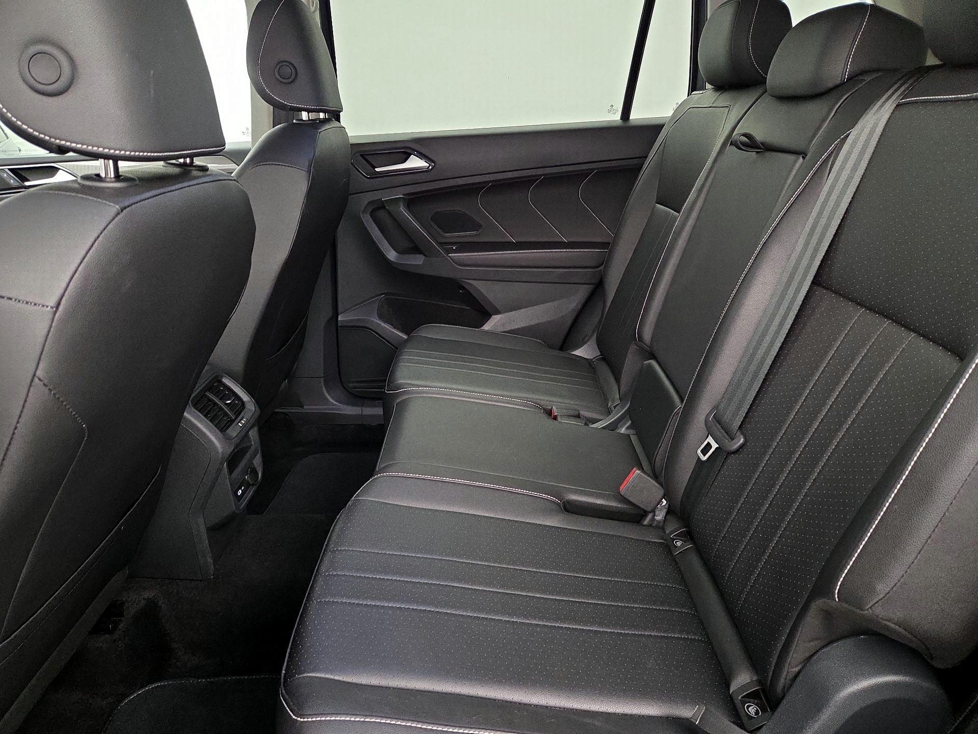 Thumbnail: 2024 Volkswagen Tiguan - 19