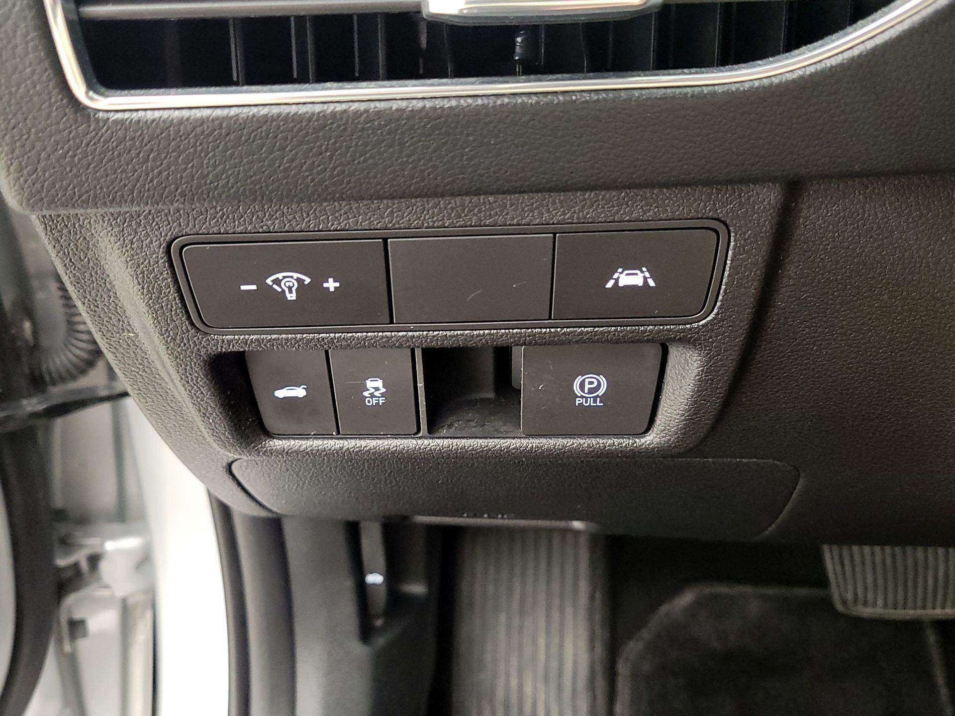 Thumbnail: 2023 Hyundai Sonata - 13