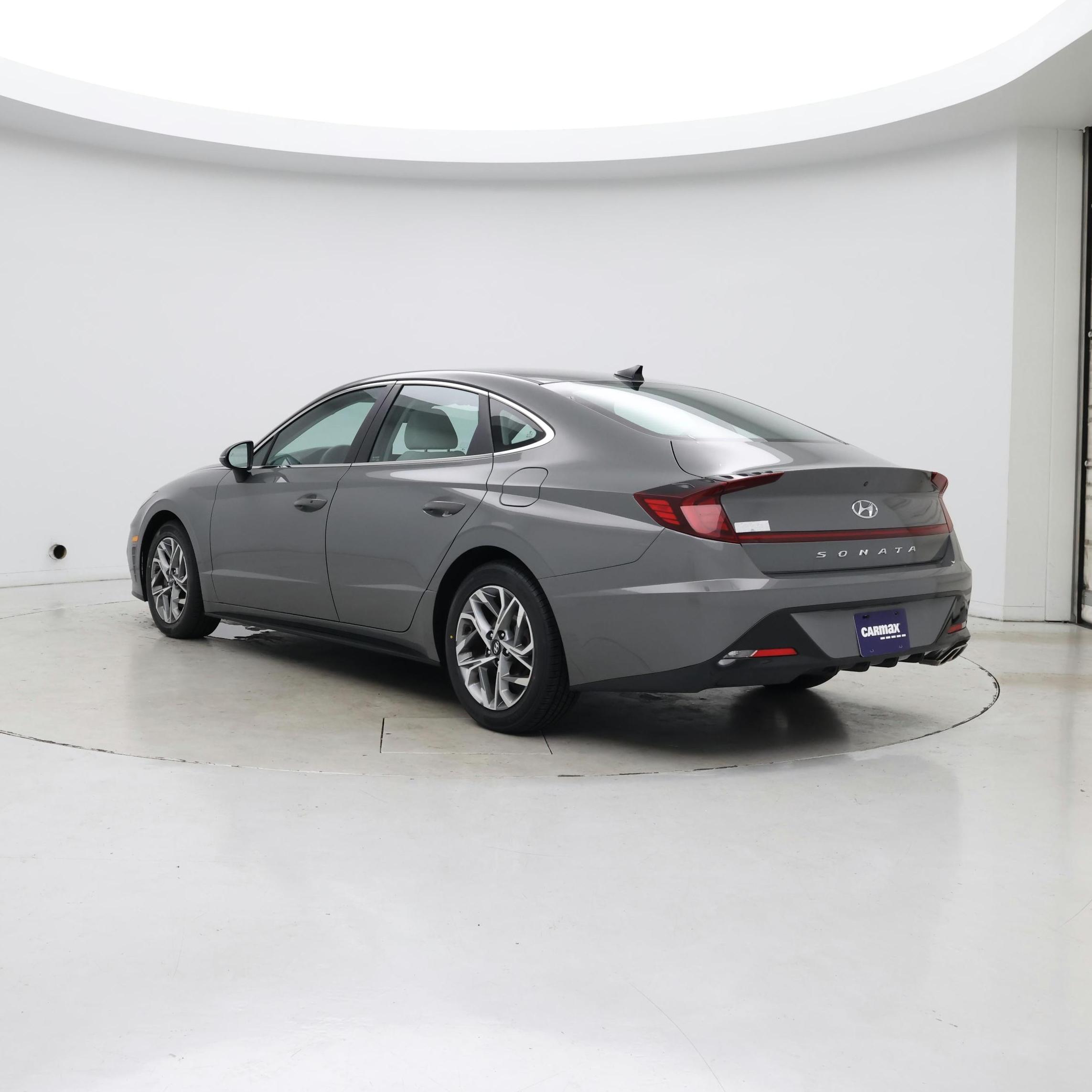 Thumbnail: 2023 Hyundai Sonata - 2