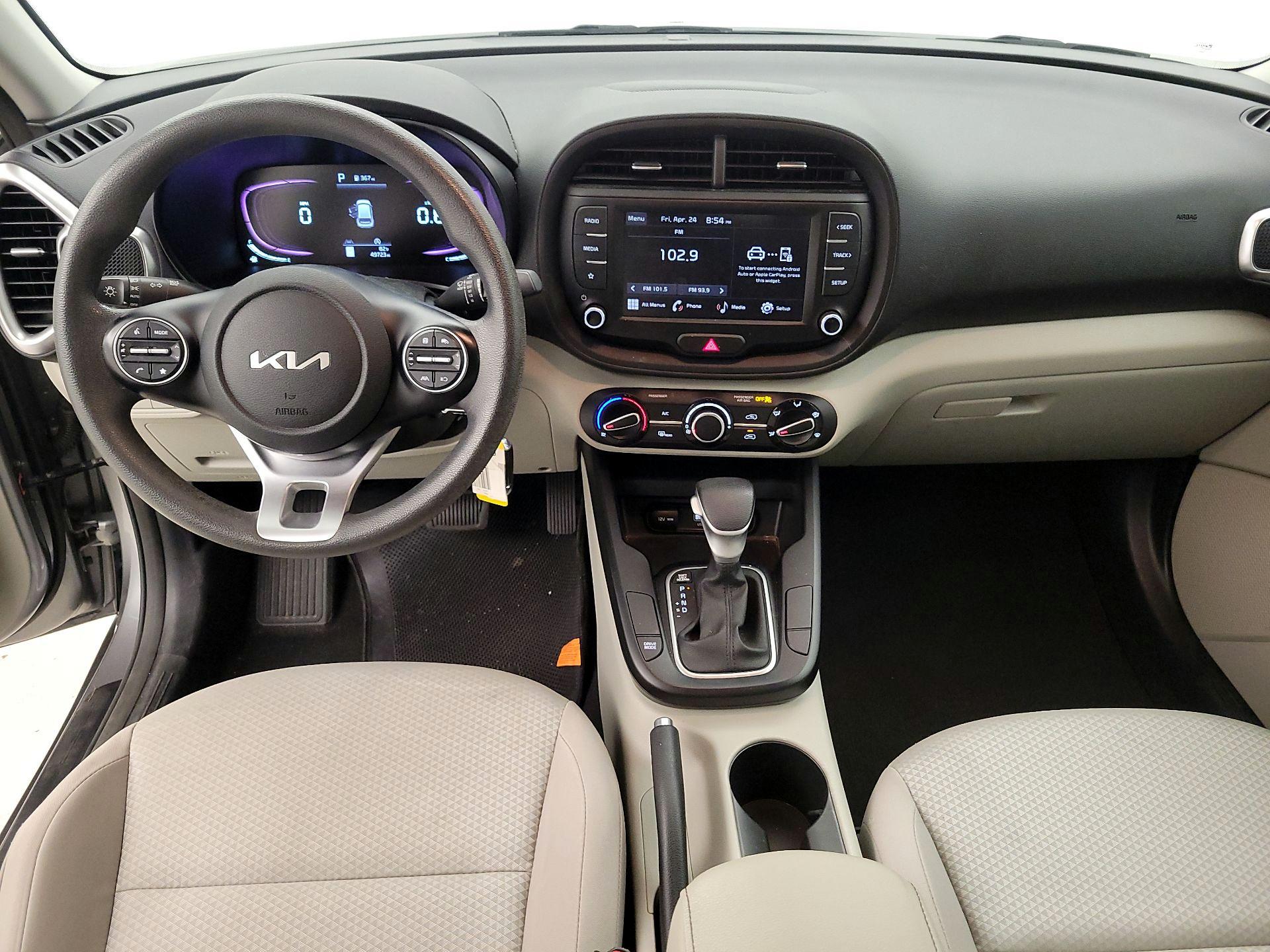 Thumbnail: 2023 Kia Soul - 9