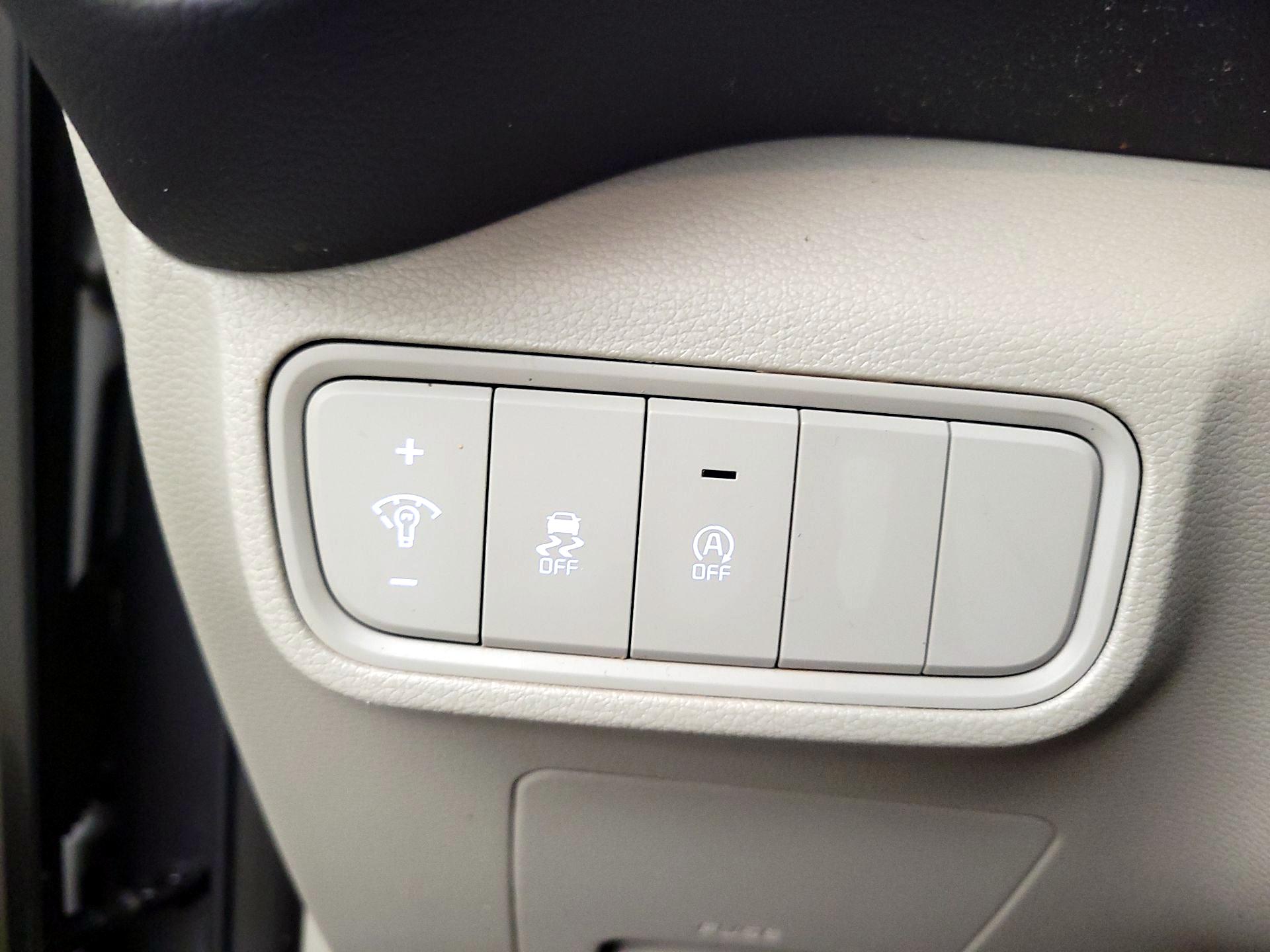 Thumbnail: 2023 Kia Soul - 13