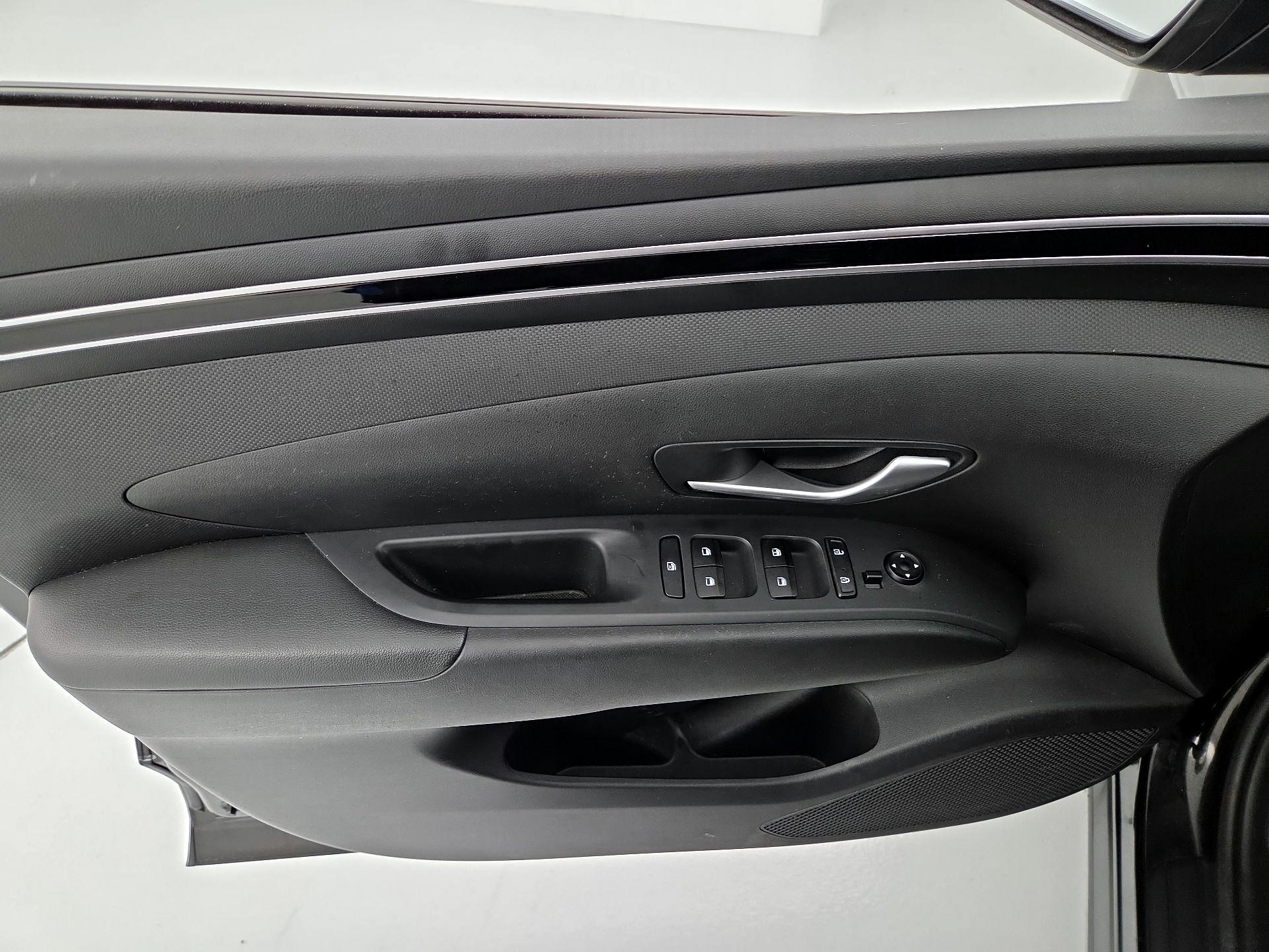 Thumbnail: 2023 Hyundai Tucson - 12