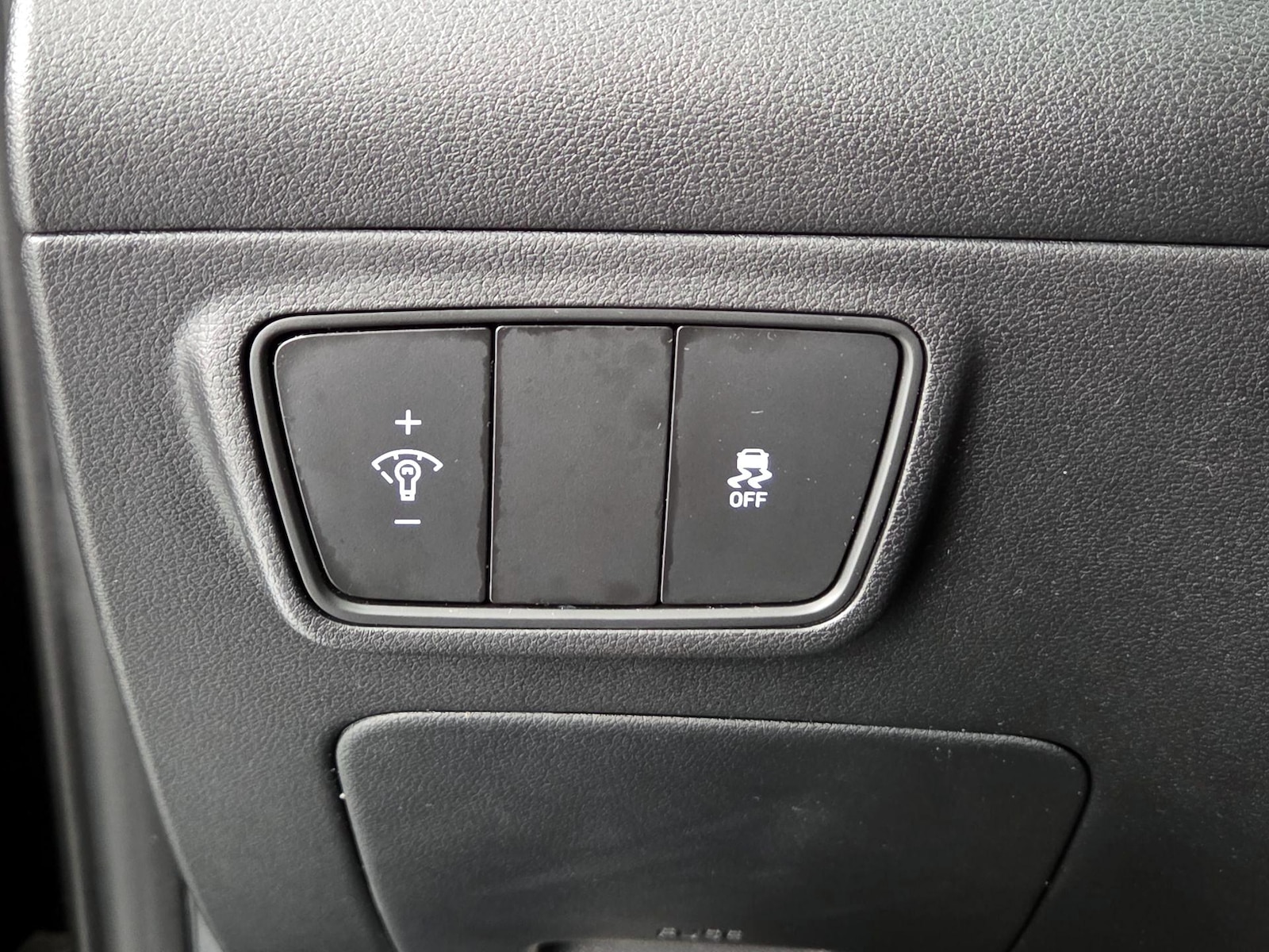 2023 Hyundai Tucson SE - Photo 14