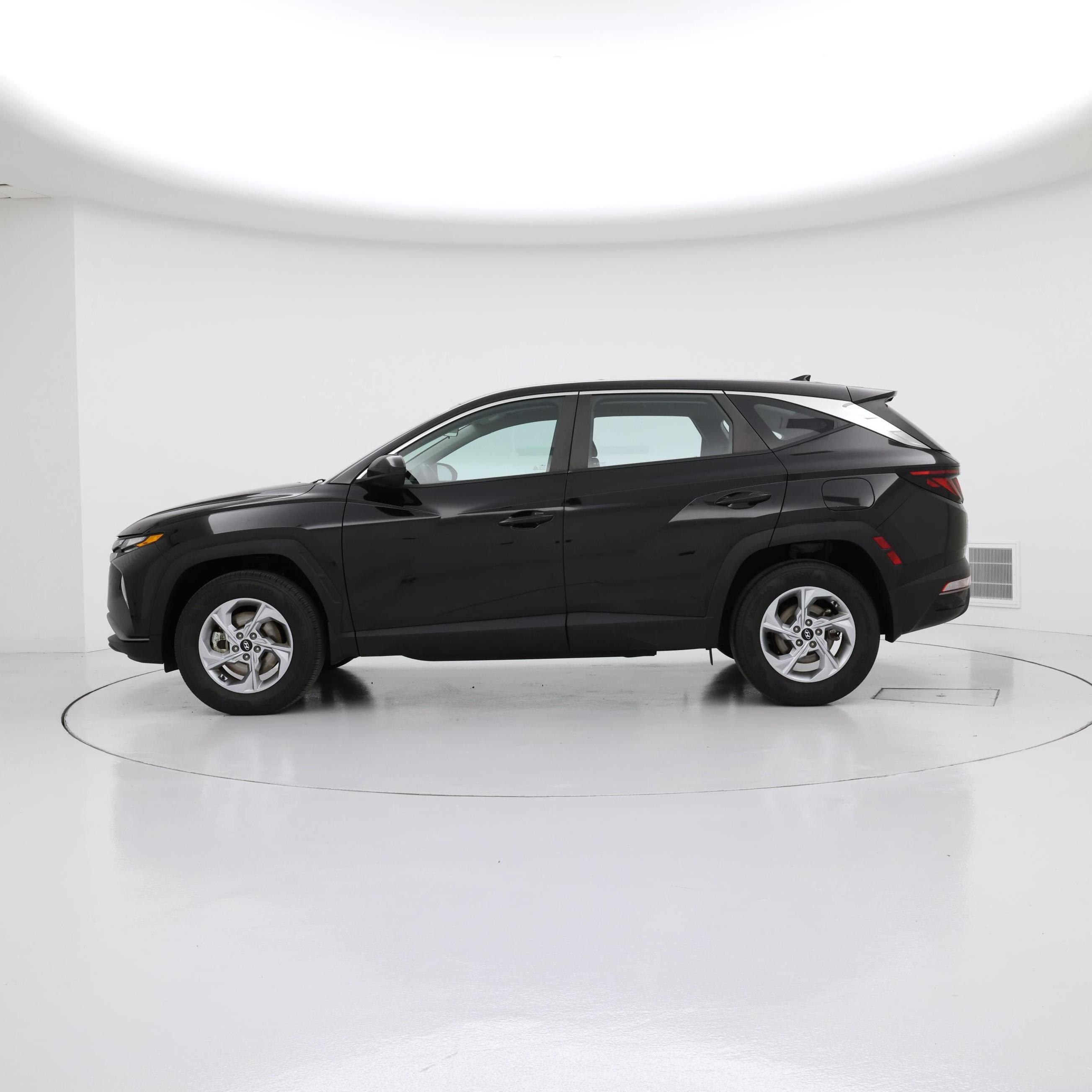 Thumbnail: 2023 Hyundai Tucson - 3