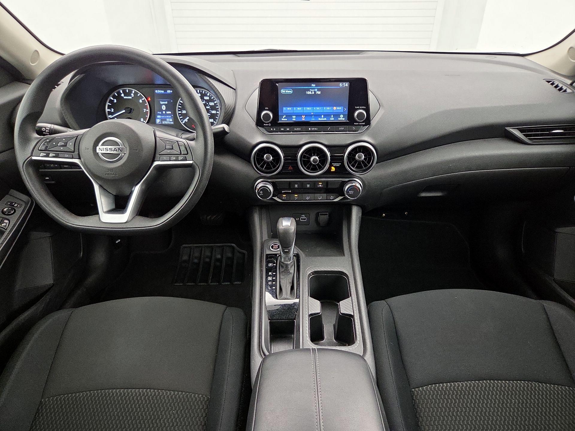 Thumbnail: 2022 Nissan Sentra - 9