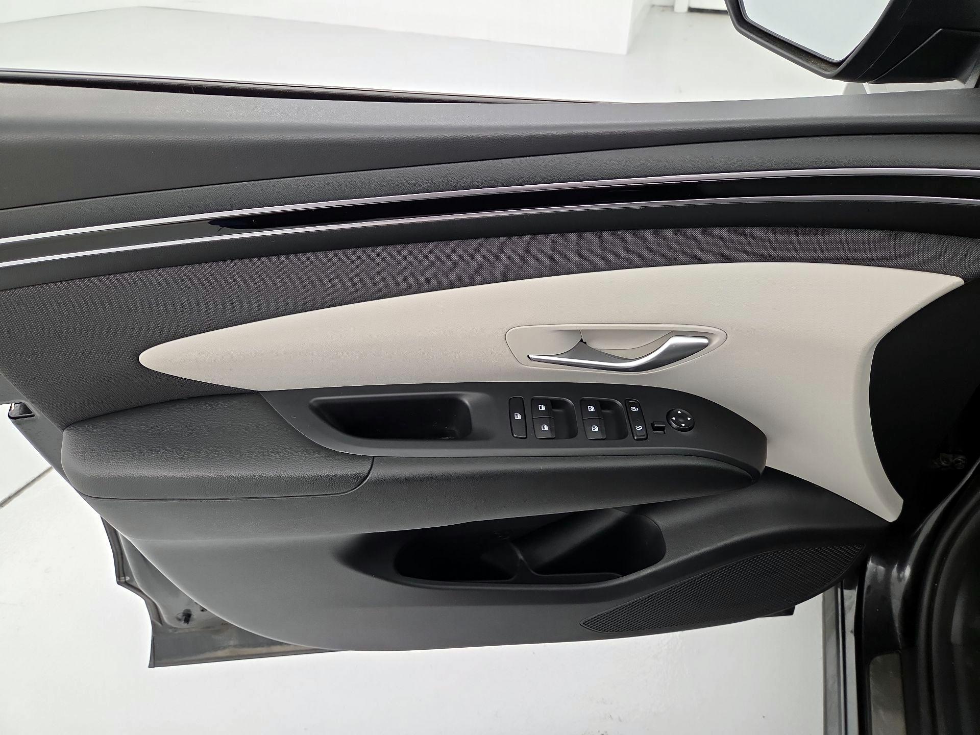 Thumbnail: 2023 Hyundai Tucson - 12