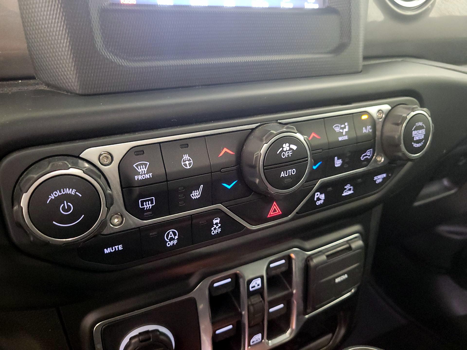 Thumbnail: 2021 Jeep Wrangler - 16