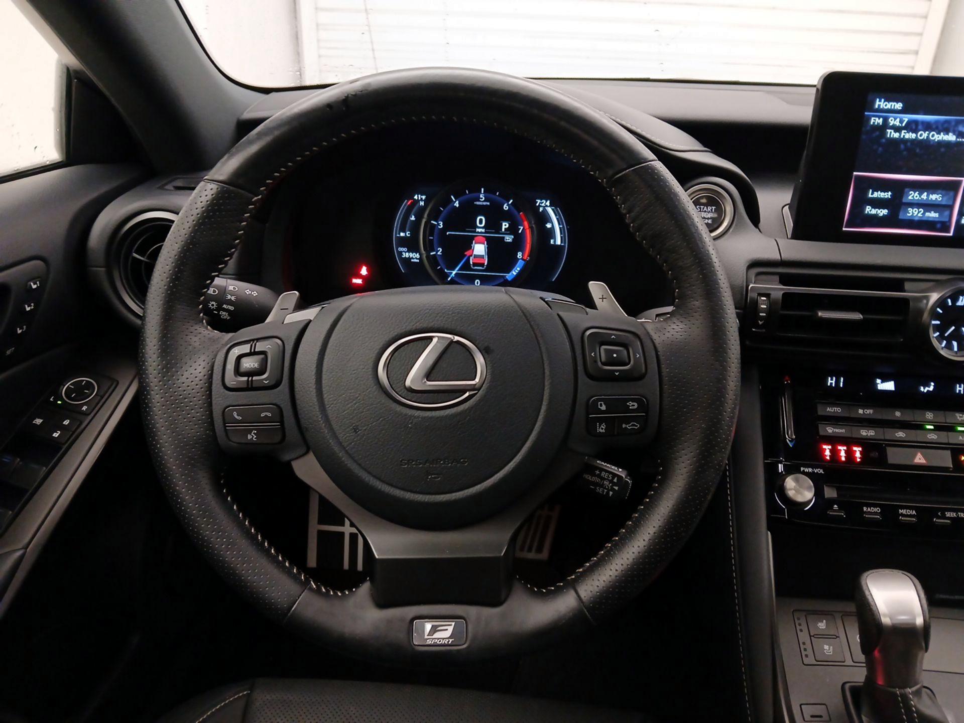 Thumbnail: 2023 Lexus IS - 10