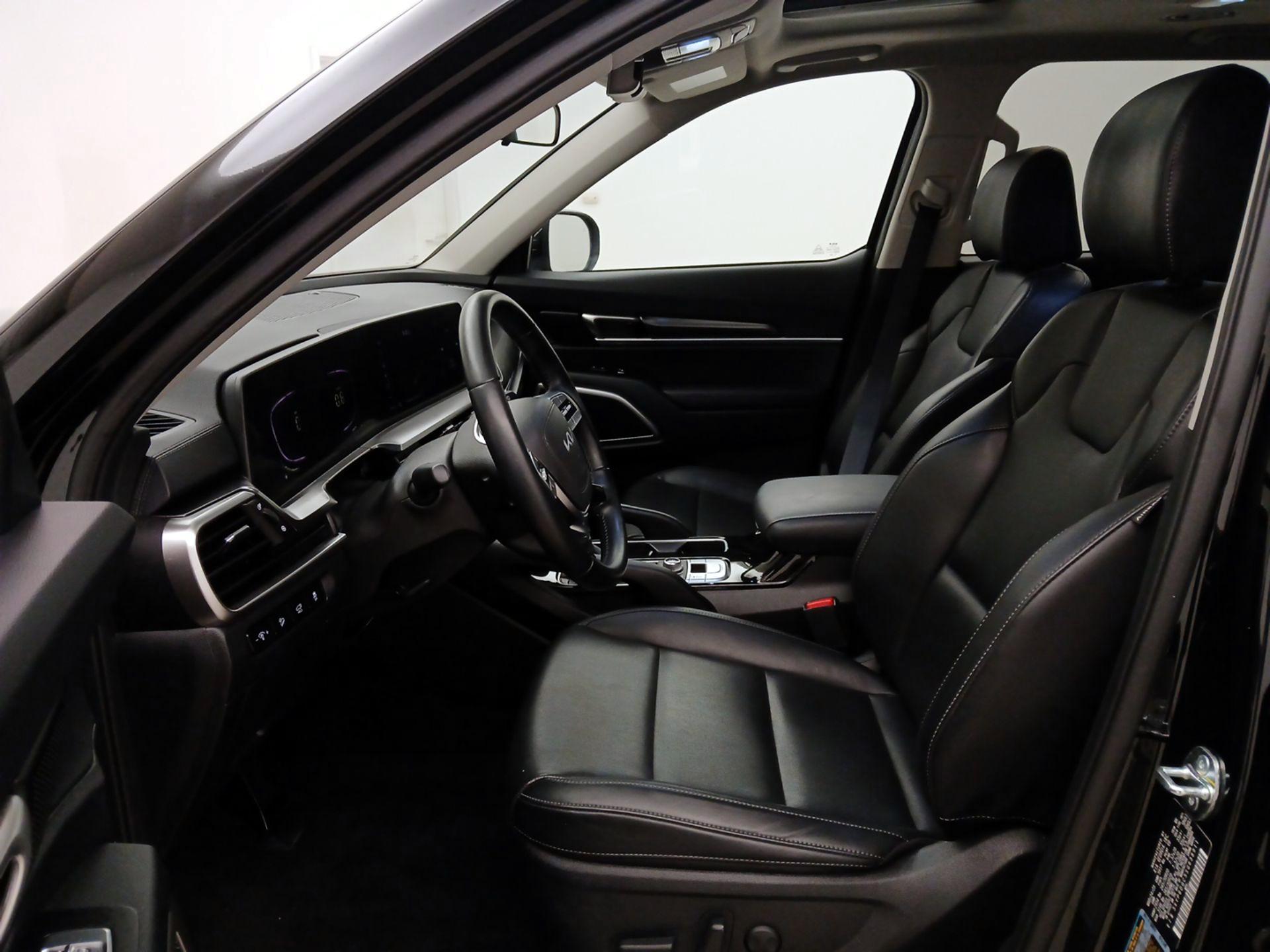 Thumbnail: 2025 Kia Telluride - 11