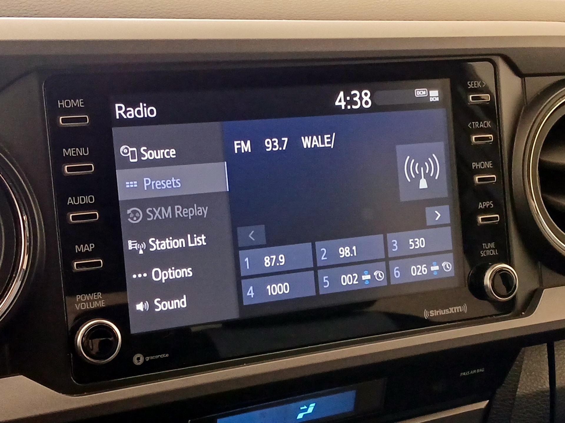 Thumbnail: 2022 Toyota Tacoma - 15