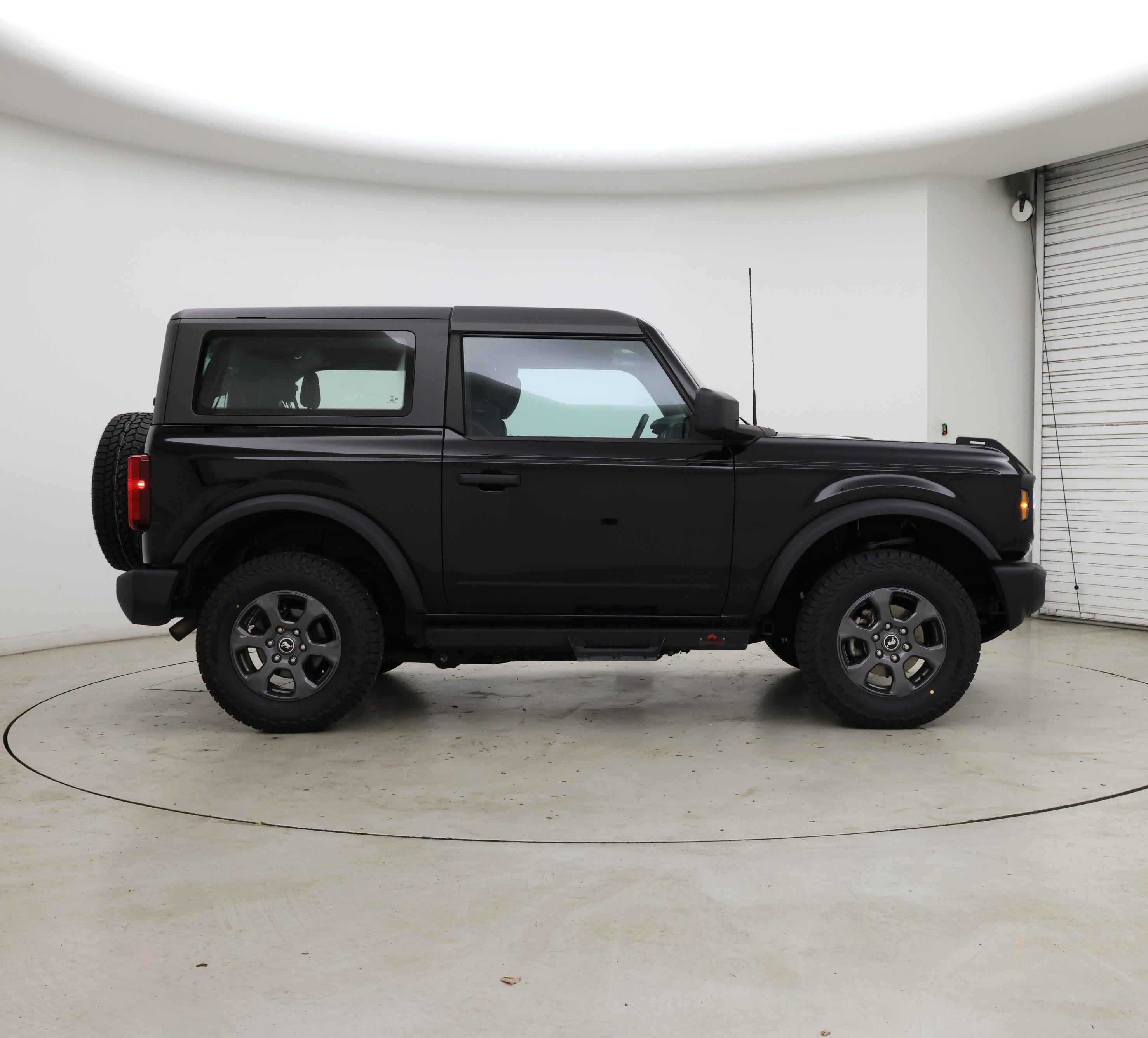 Thumbnail: 2023 Ford Bronco - 7
