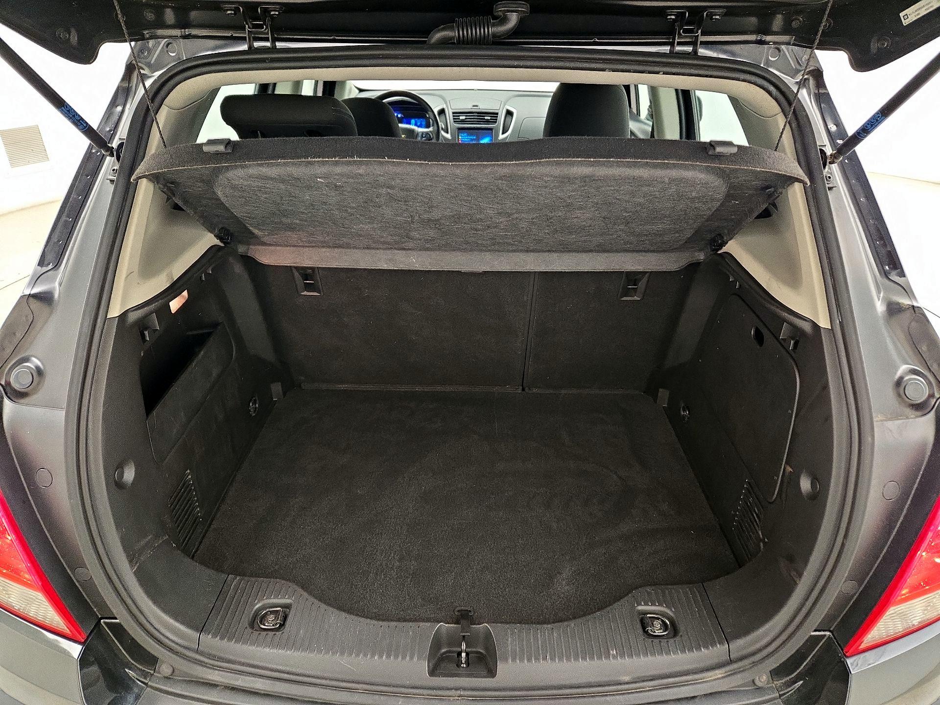 Thumbnail: 2016 Chevrolet Trax - 20