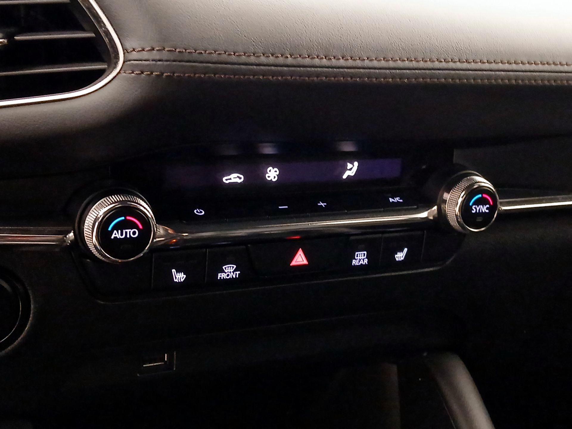 Thumbnail: 2020 Mazda Mazda3 - 16