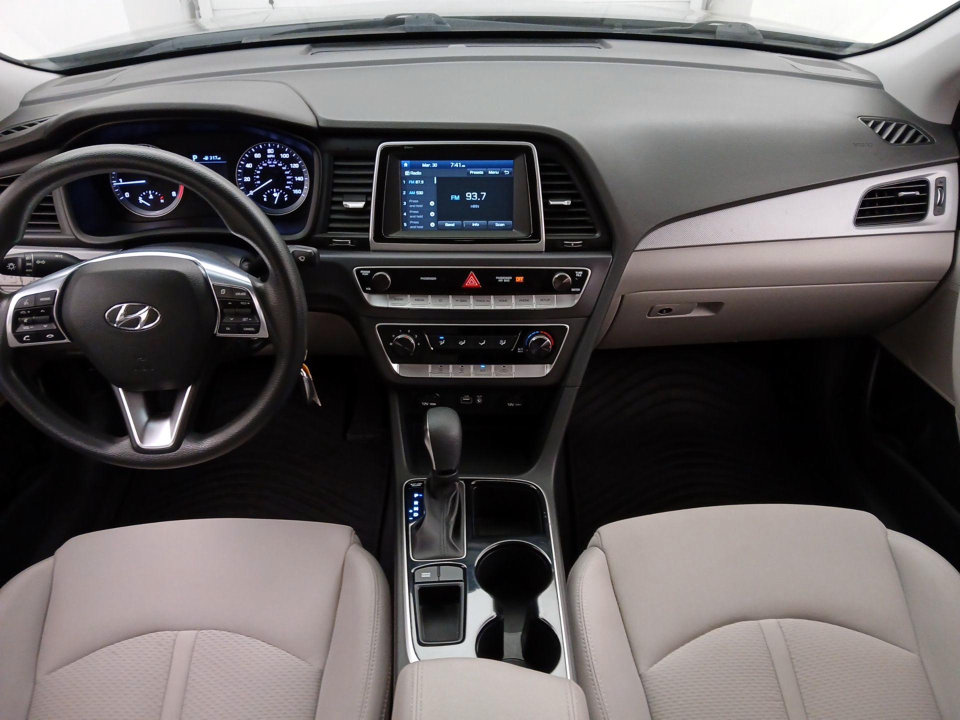 Thumbnail: 2018 Hyundai Sonata - 9