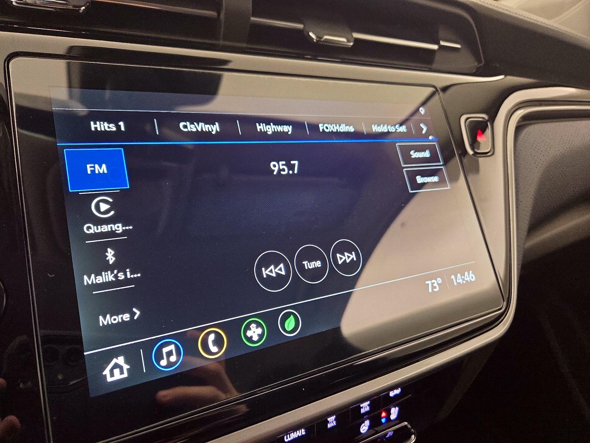 Thumbnail: 2023 Chevrolet Bolt EUV - 15