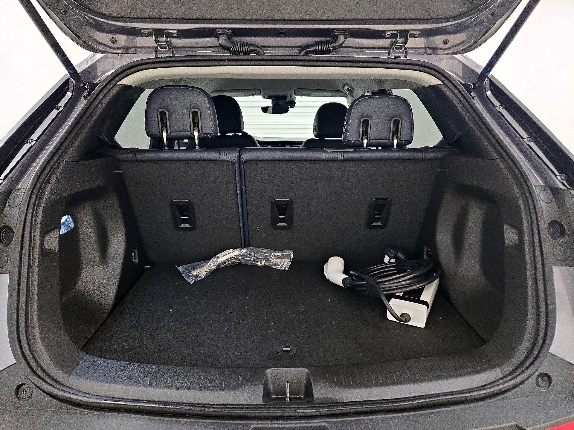 Thumbnail: 2023 Chevrolet Bolt EUV - 20