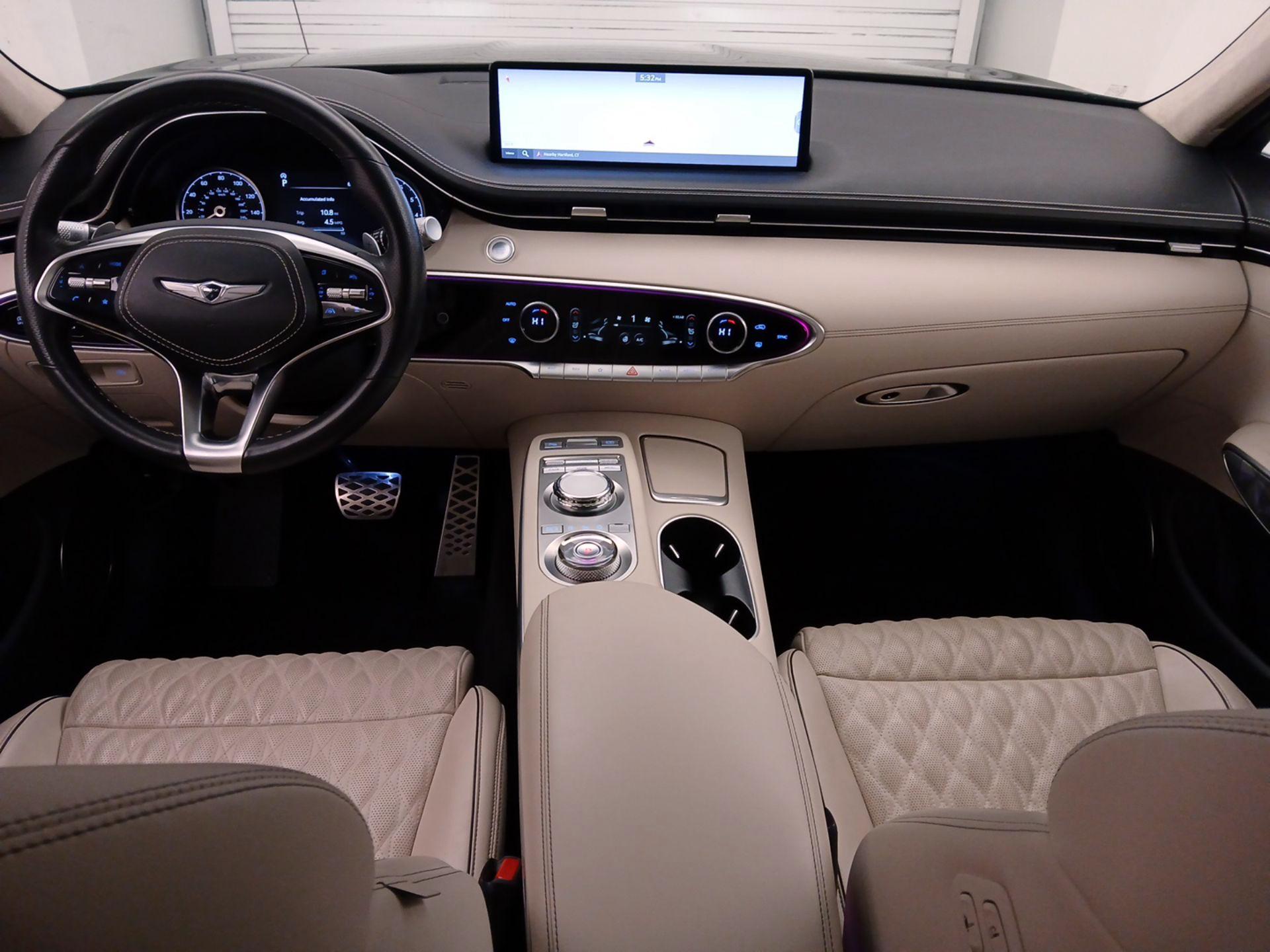 Thumbnail: 2022 Genesis GV70 - 9