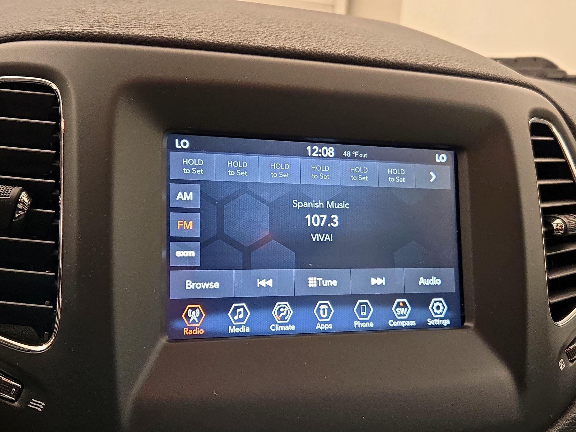 Thumbnail: 2020 Jeep Compass - 15