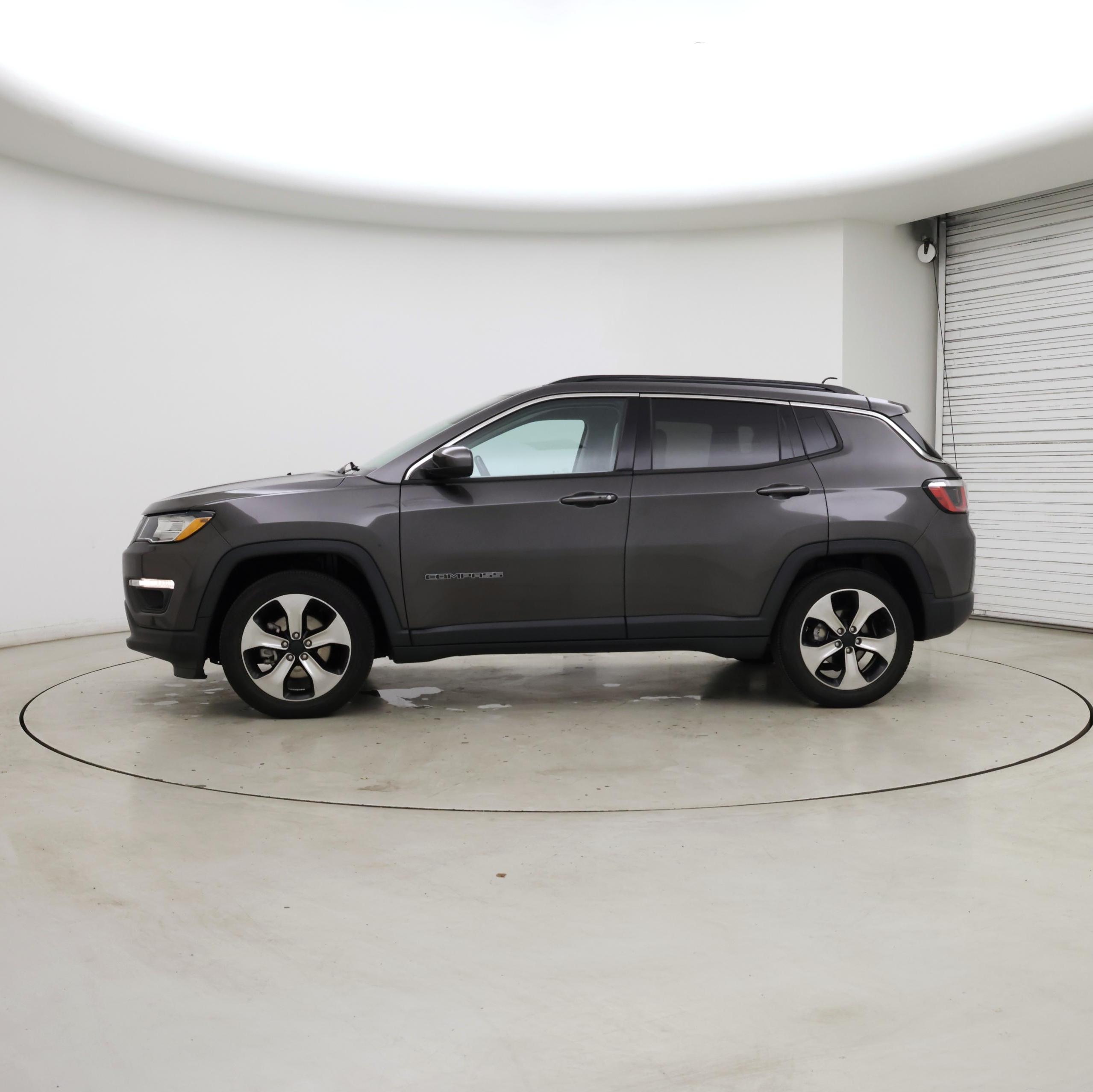 Thumbnail: 2020 Jeep Compass - 3